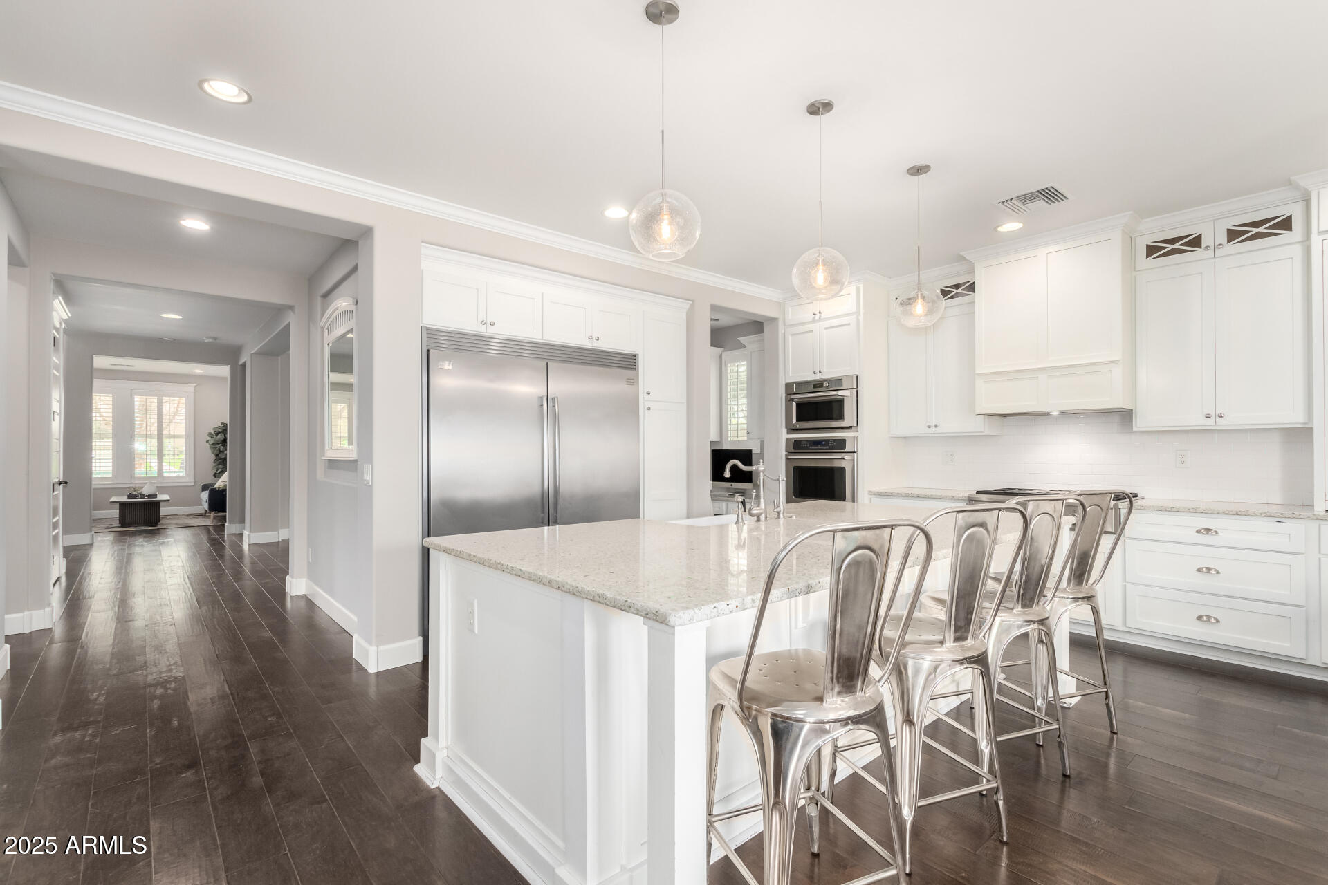 3632 E COMSTOCK Drive