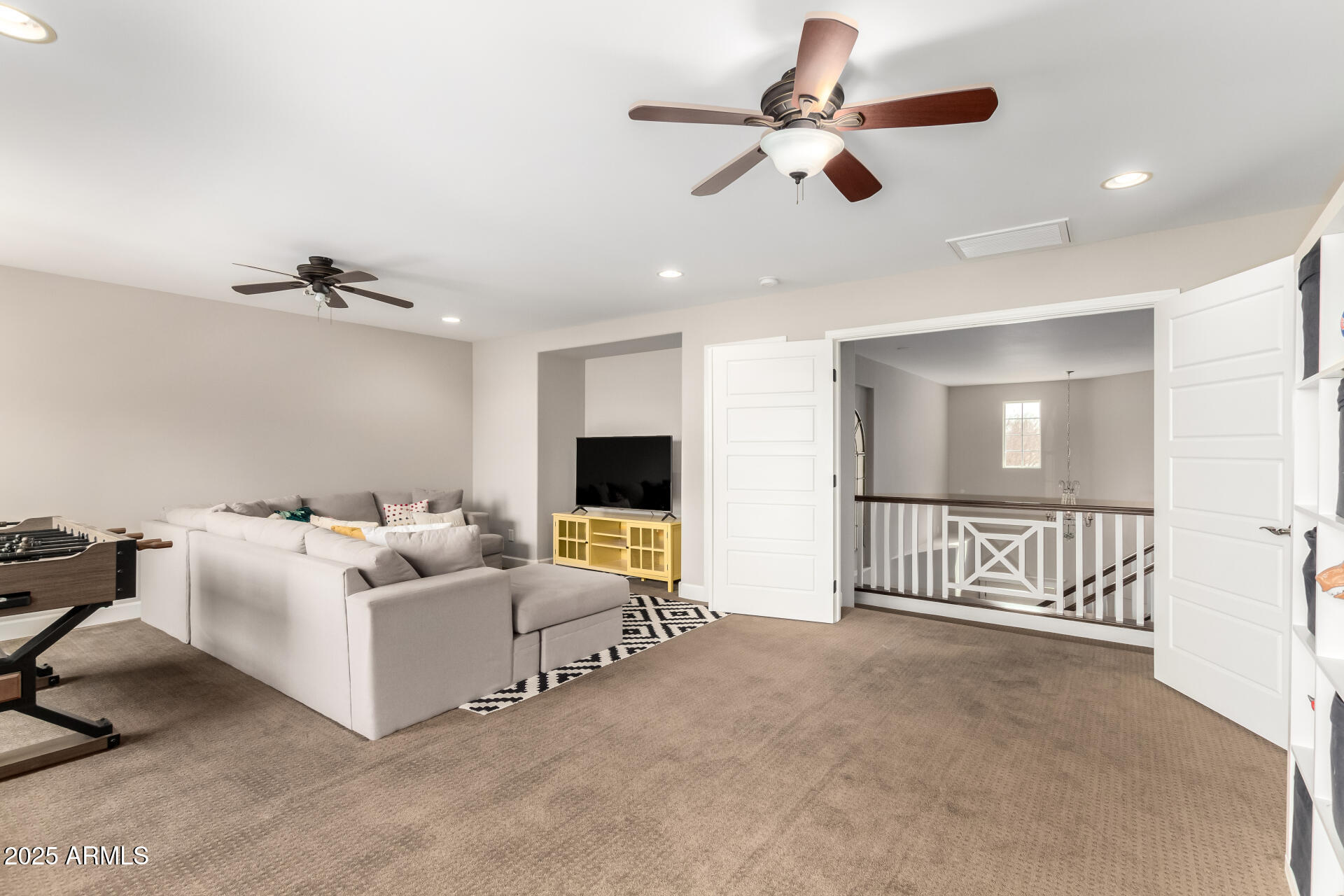 3632 E COMSTOCK Drive