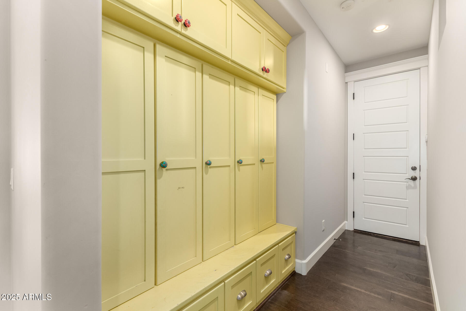 3632 E COMSTOCK Drive