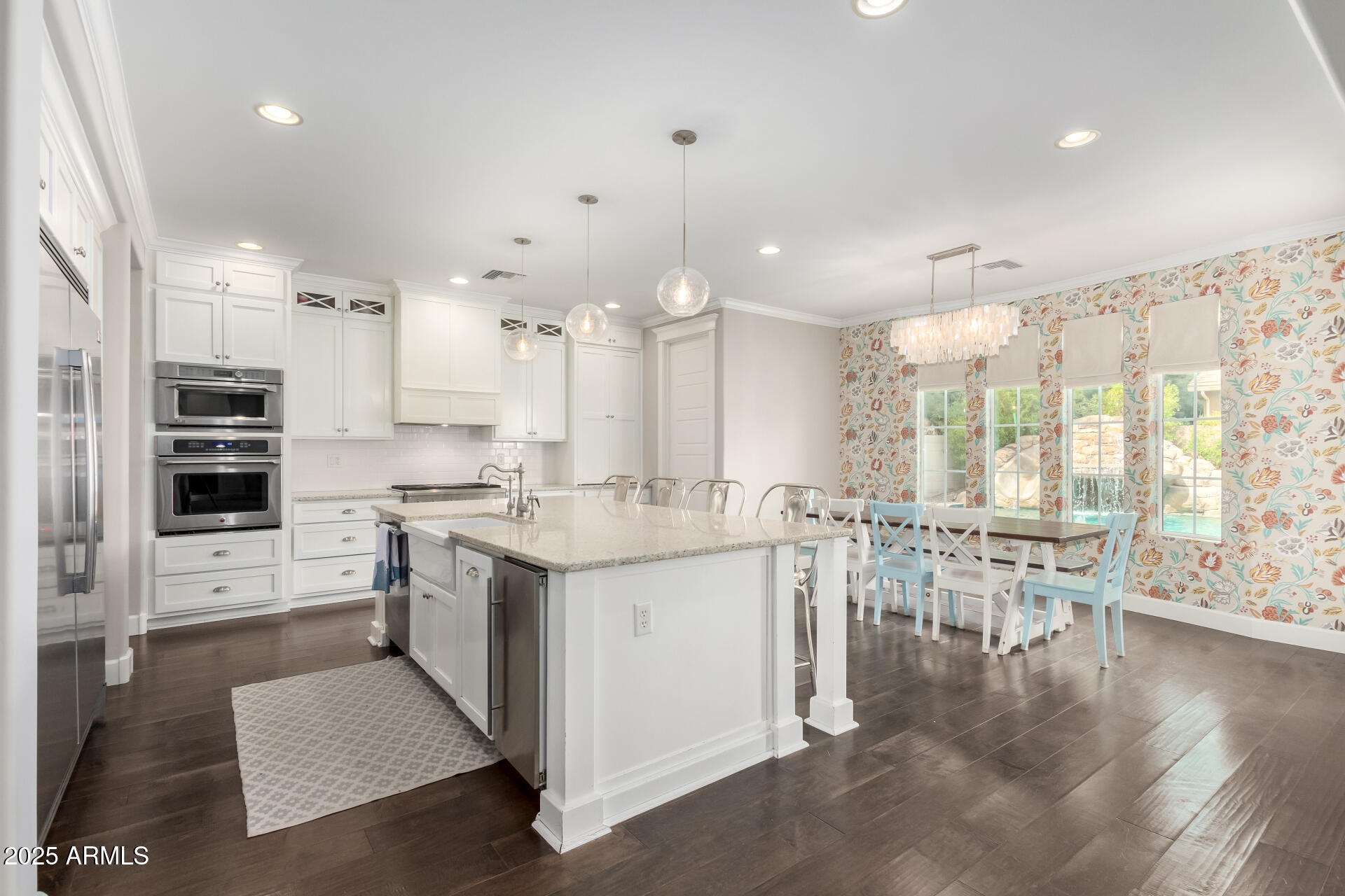 3632 E COMSTOCK Drive