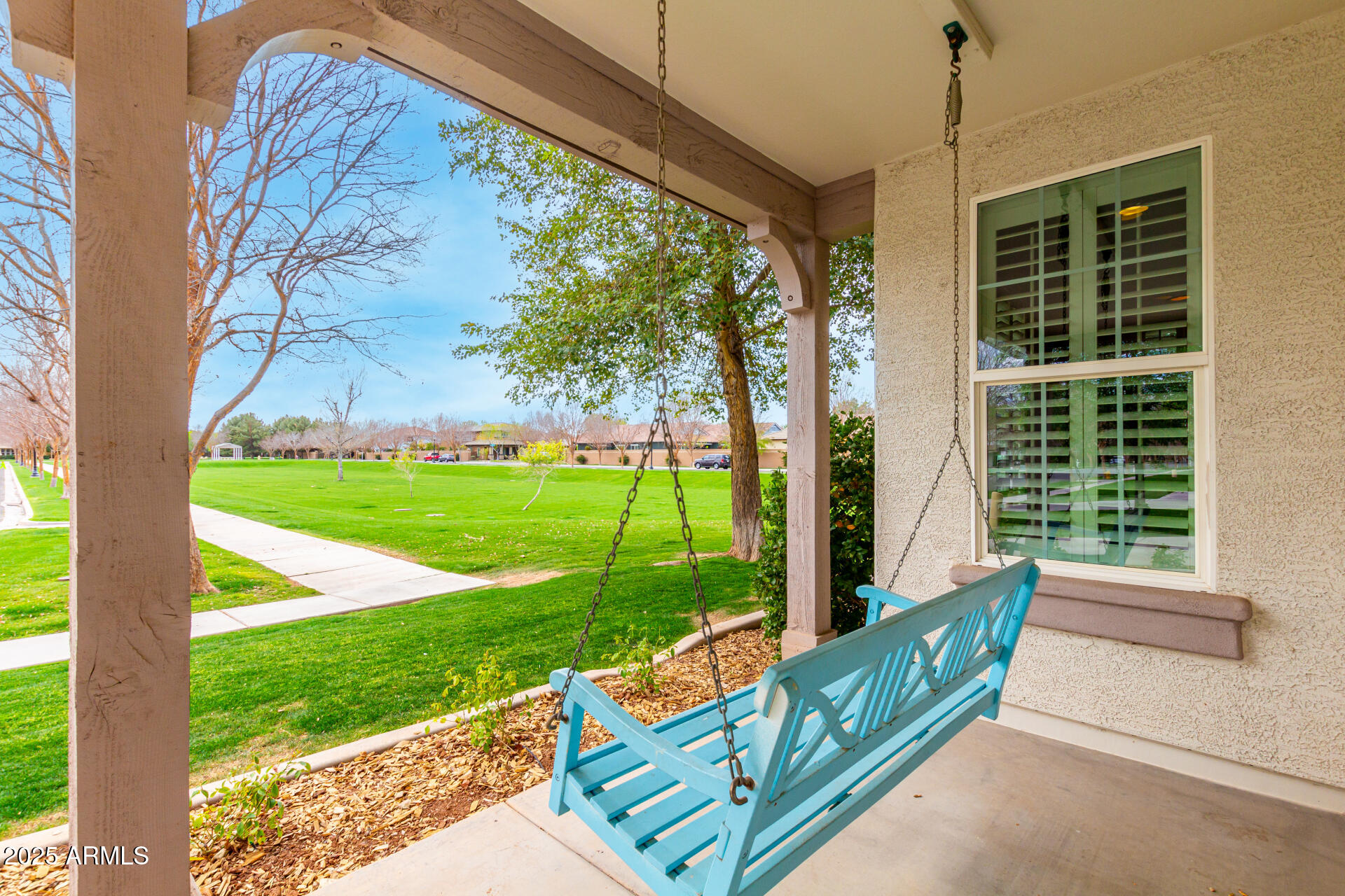 3632 E COMSTOCK Drive