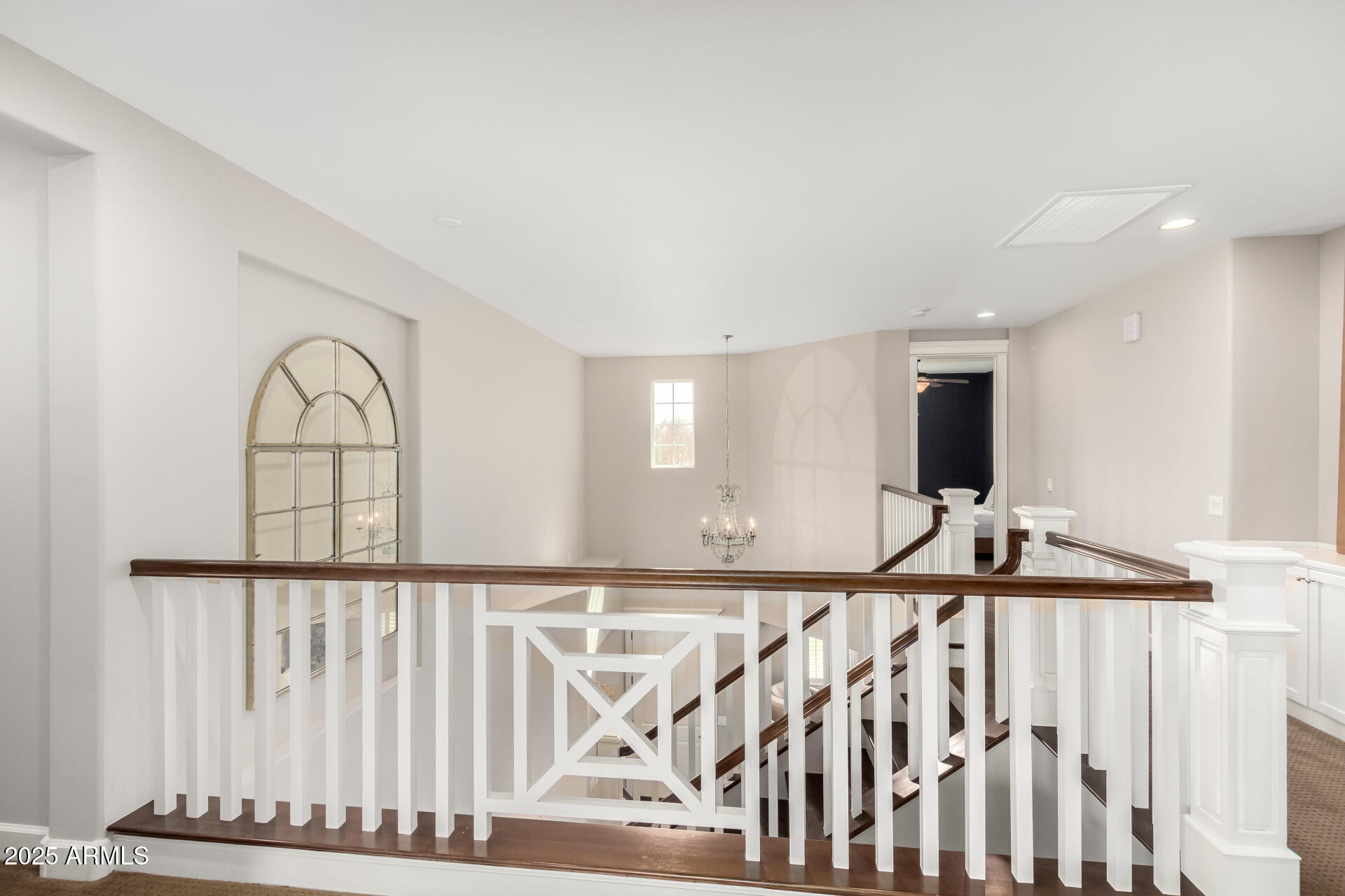 3632 E COMSTOCK Drive