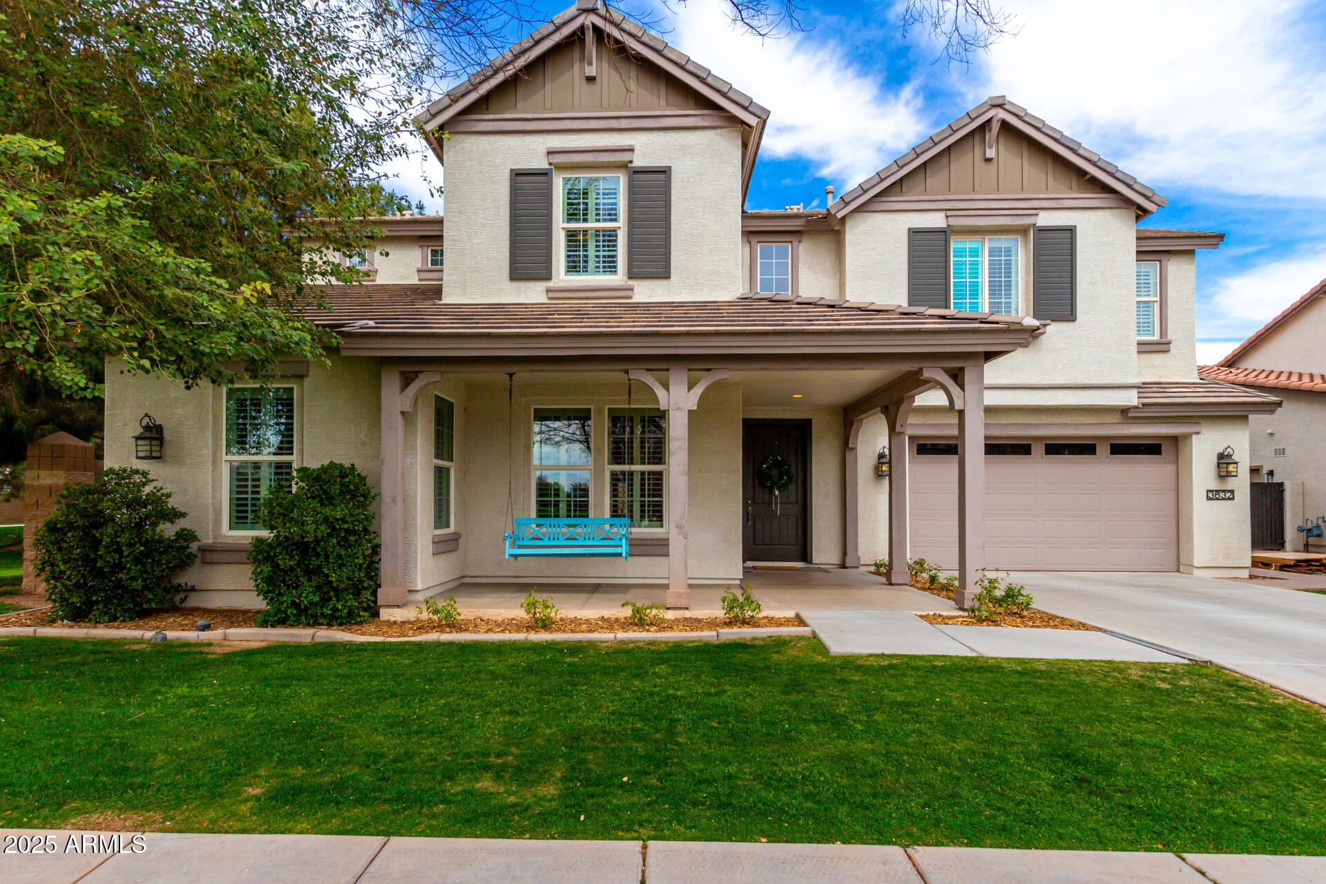 3632 E COMSTOCK Drive