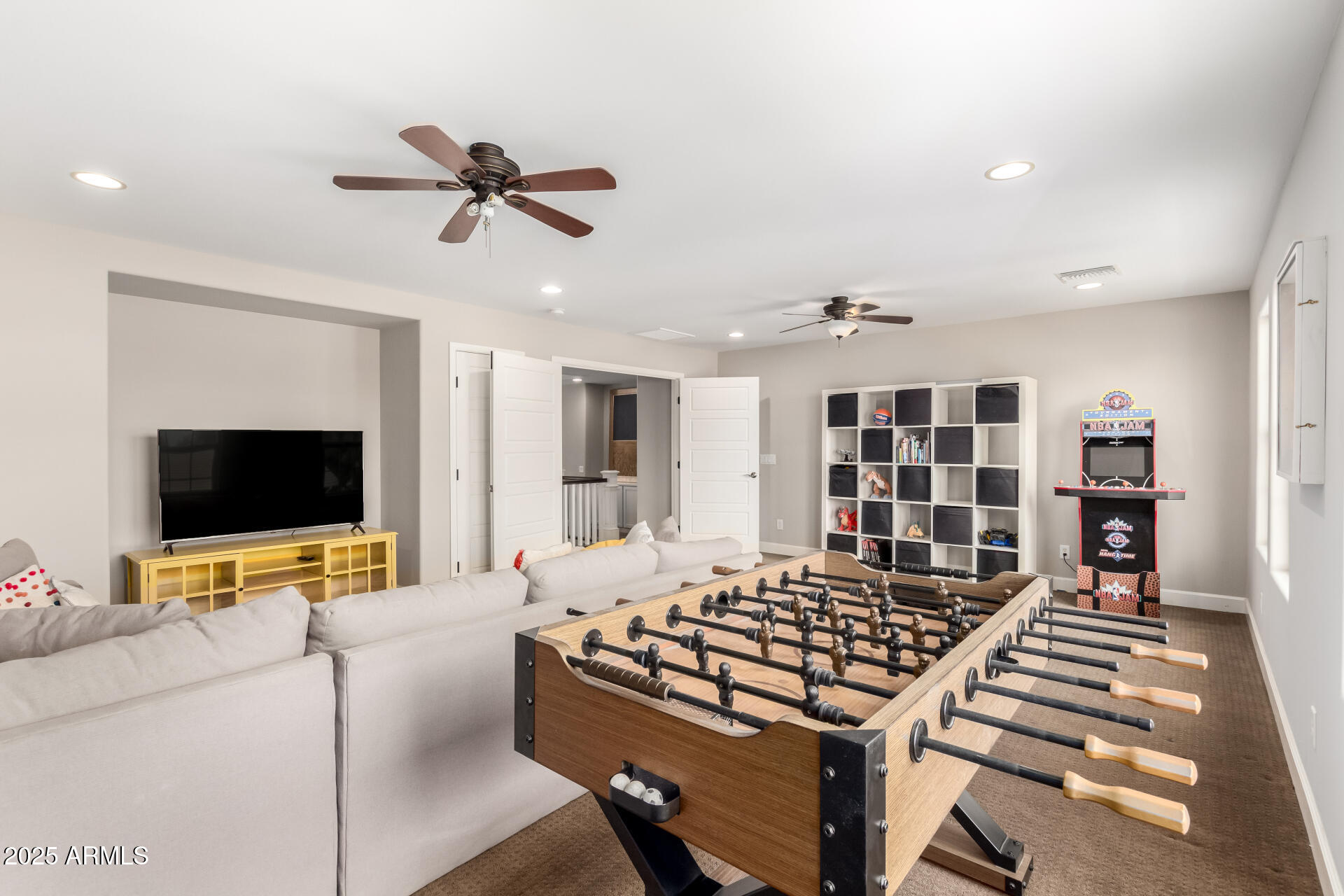 3632 E COMSTOCK Drive