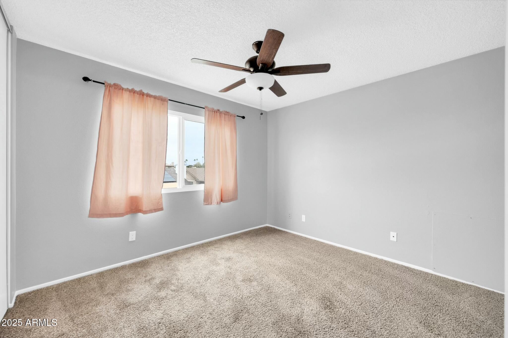 5228 W IRONWOOD Drive