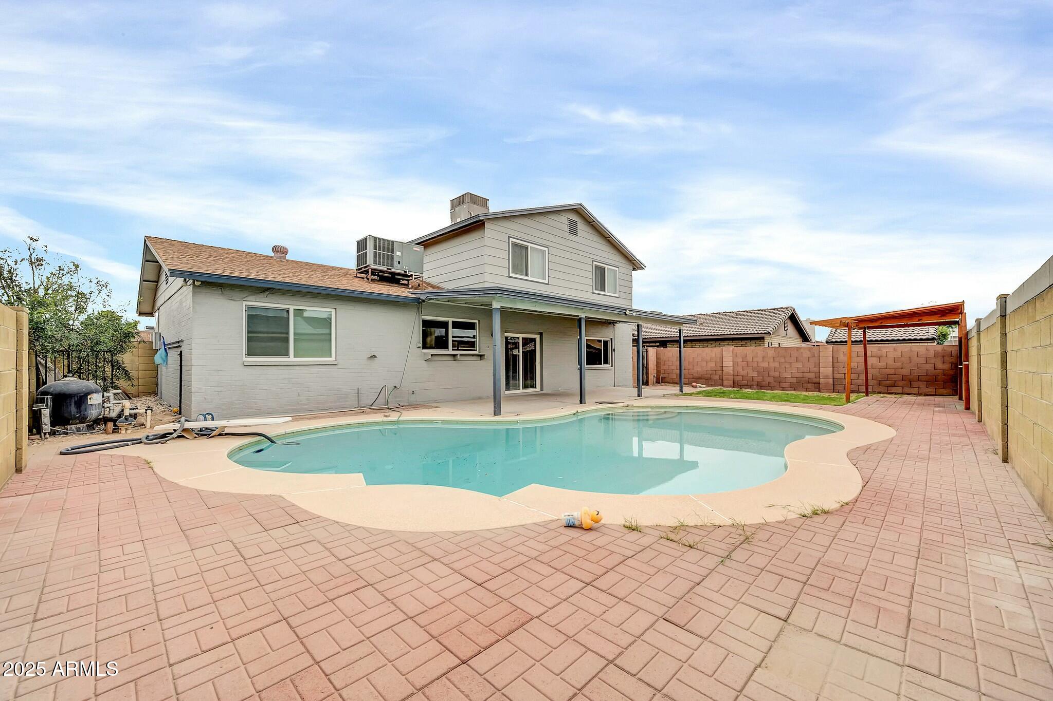 5228 W IRONWOOD Drive