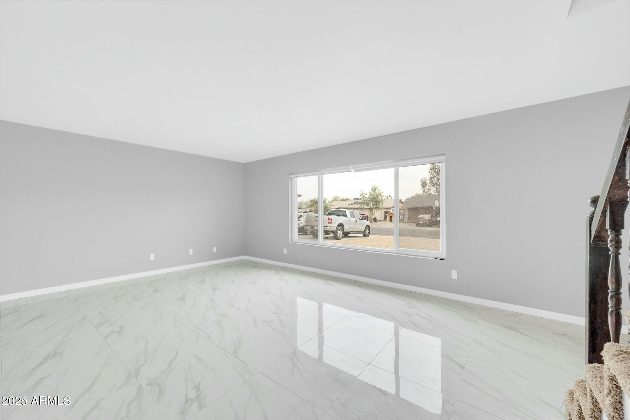 5228 W IRONWOOD Drive