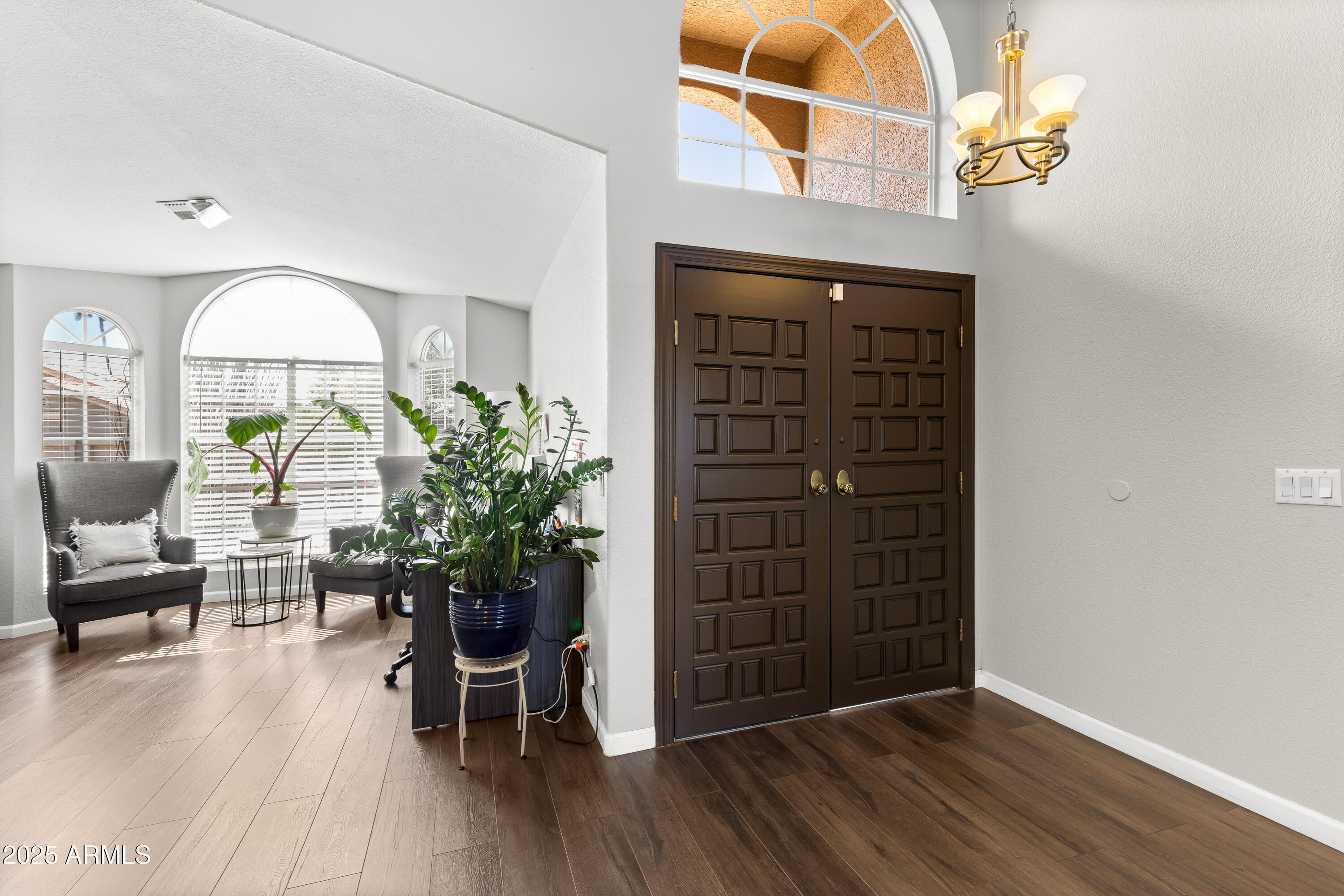 4440 W FALLEN LEAF Lane