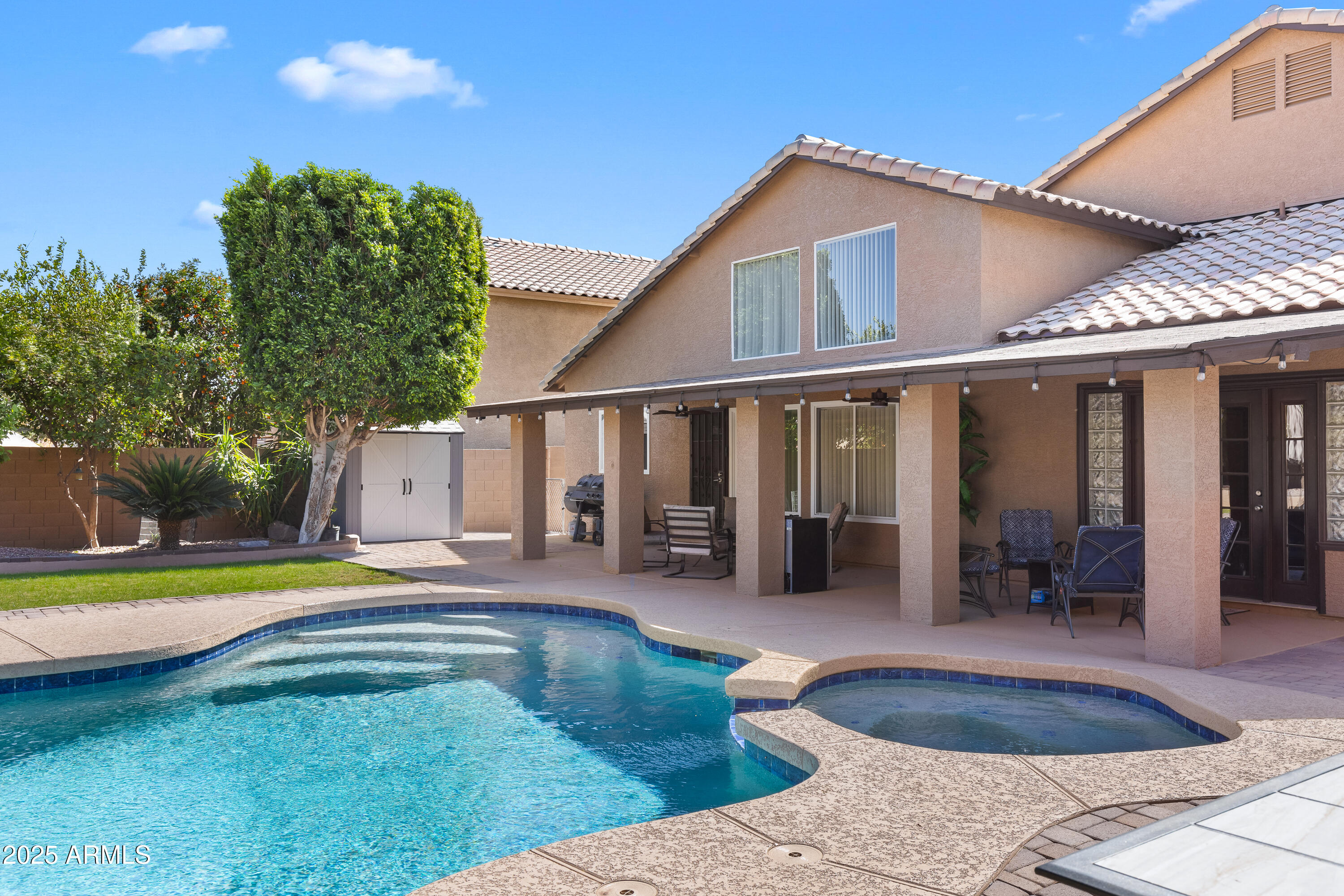 4440 W FALLEN LEAF Lane