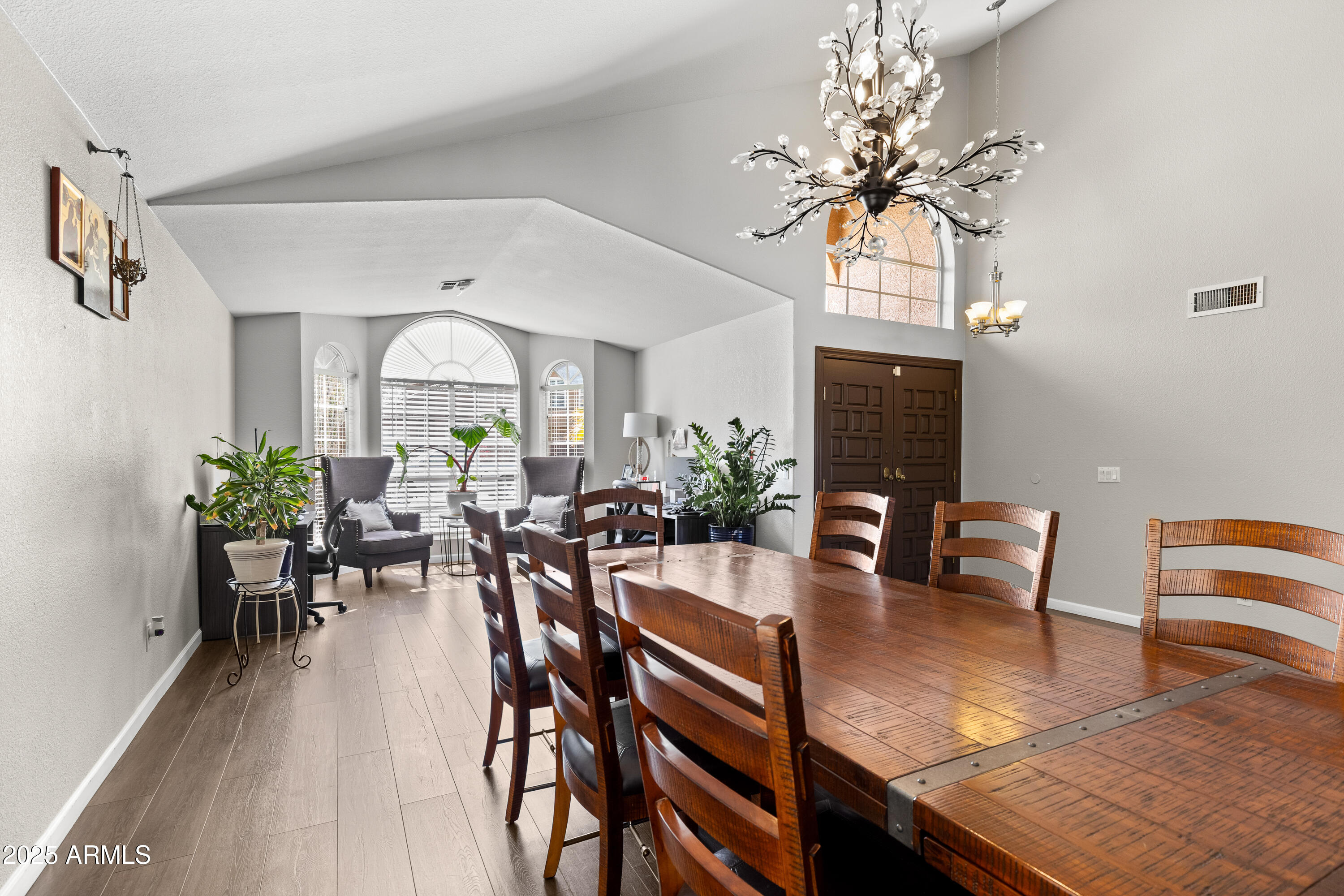 4440 W FALLEN LEAF Lane