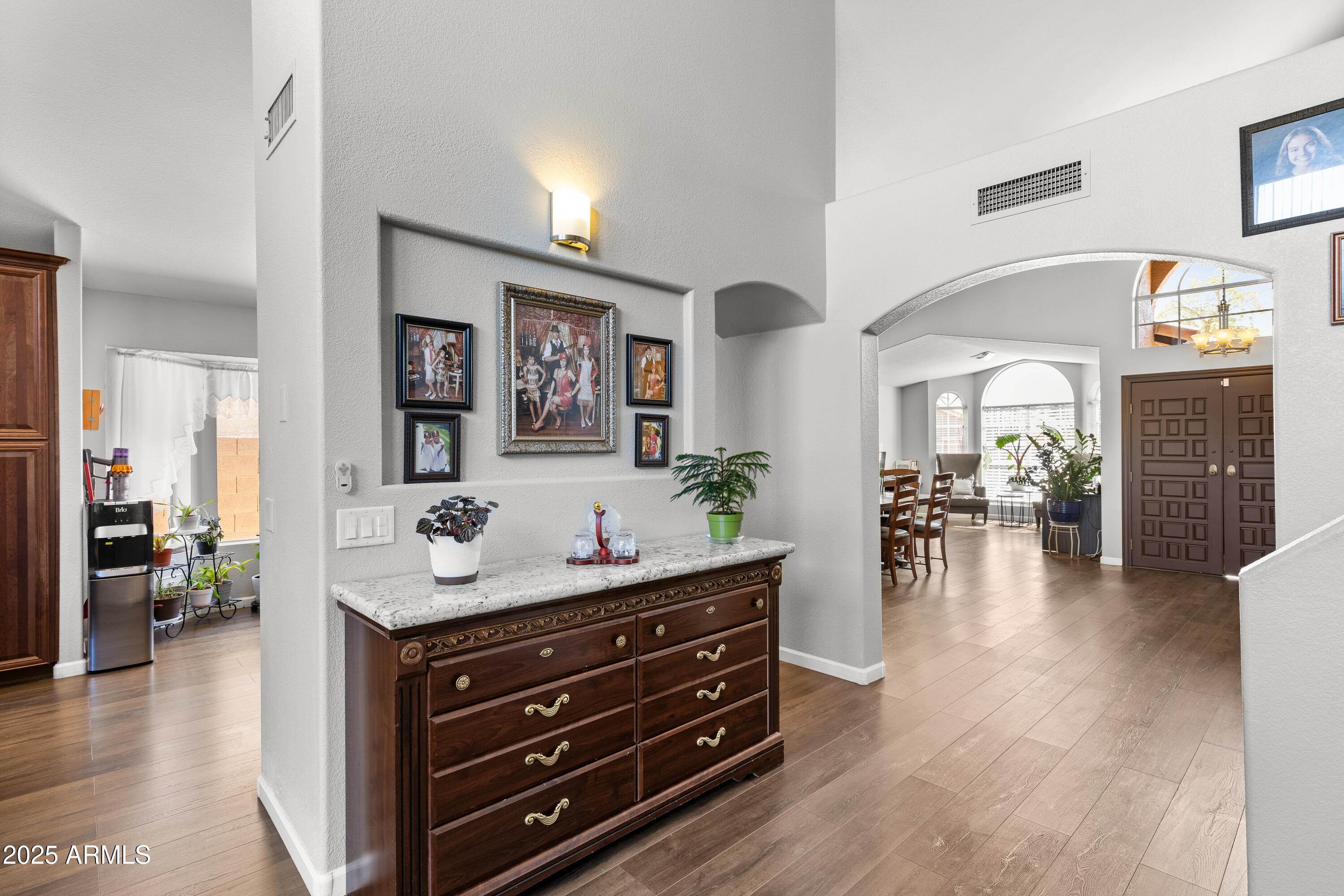 4440 W FALLEN LEAF Lane