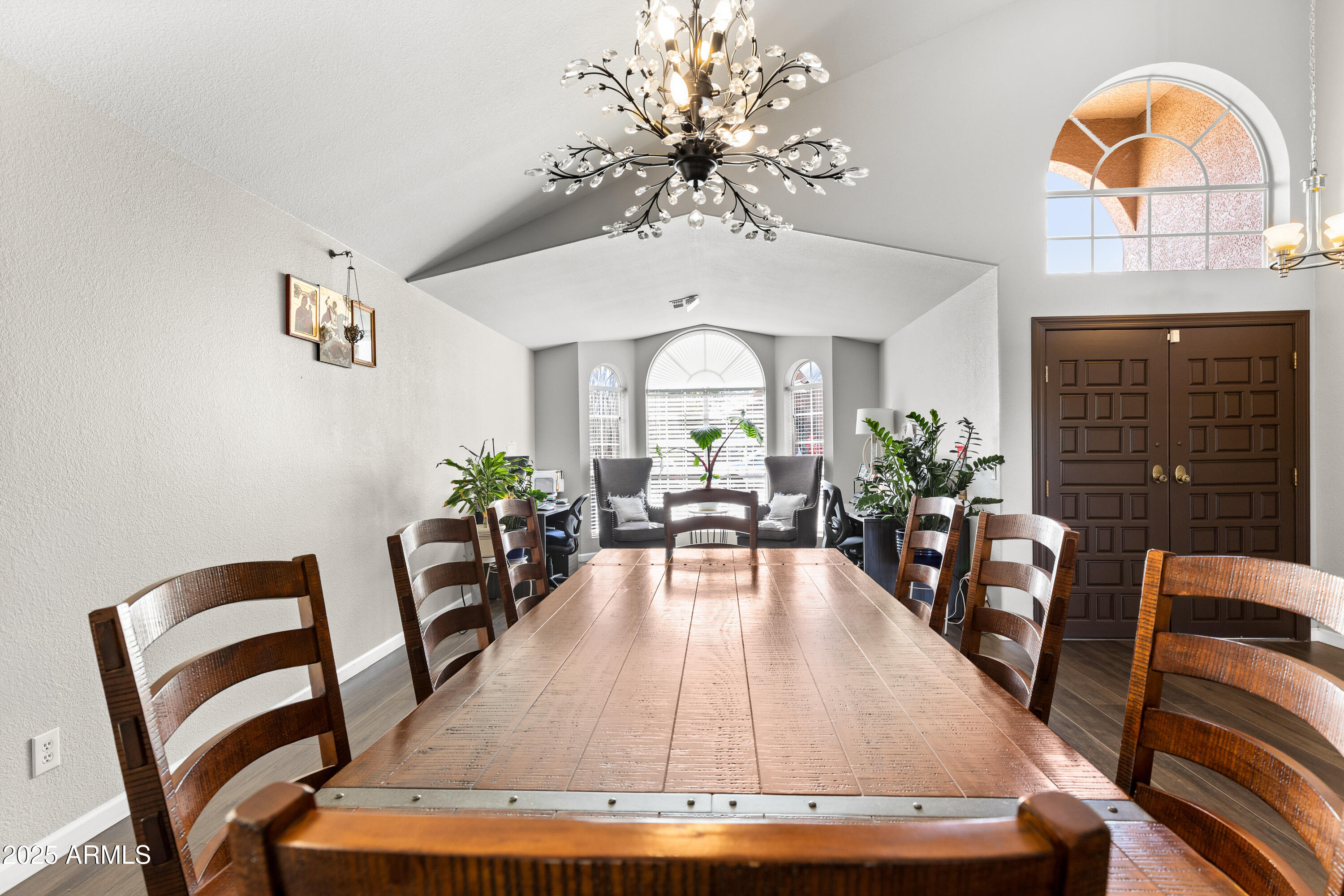 4440 W FALLEN LEAF Lane