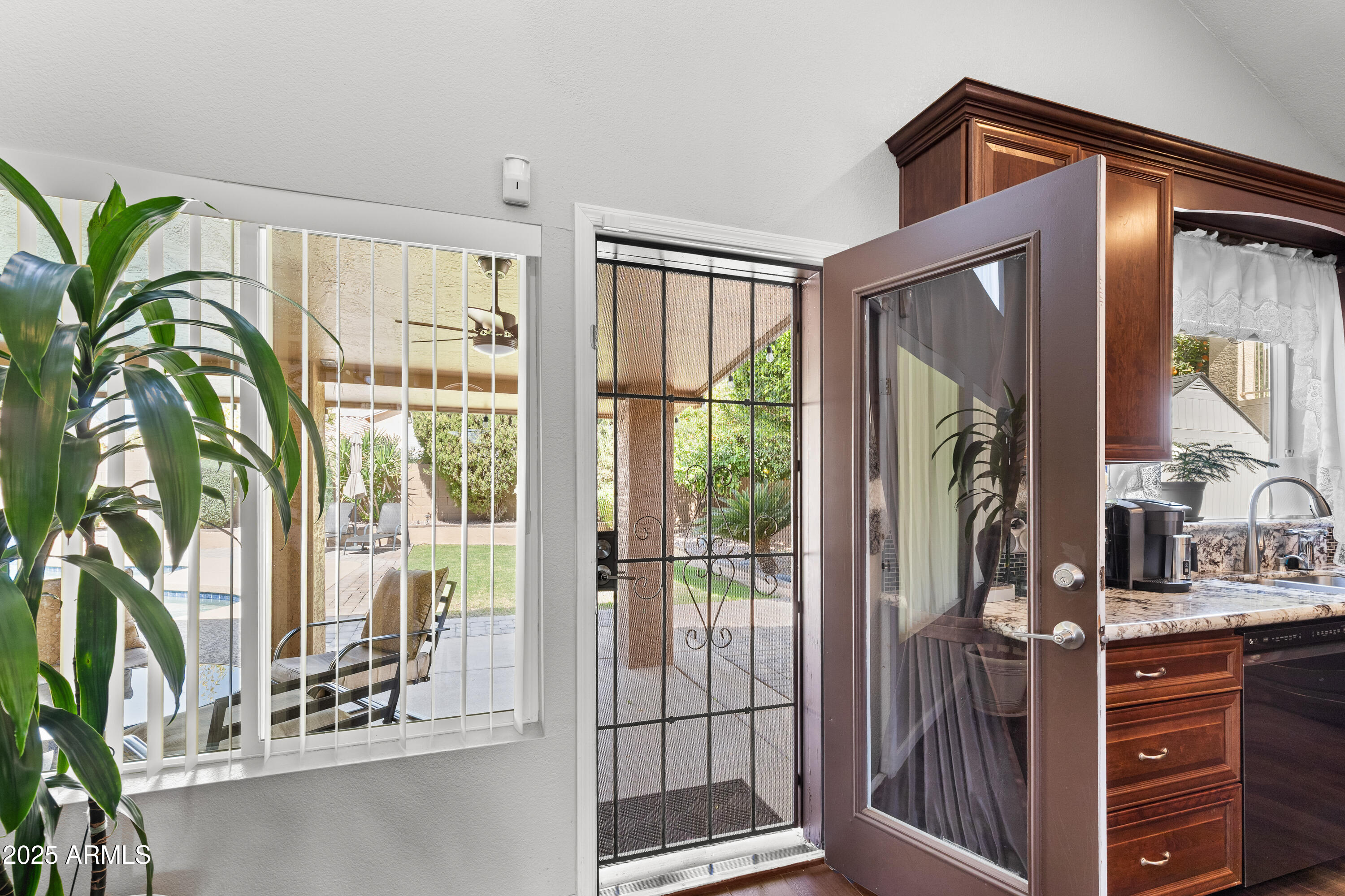 4440 W FALLEN LEAF Lane