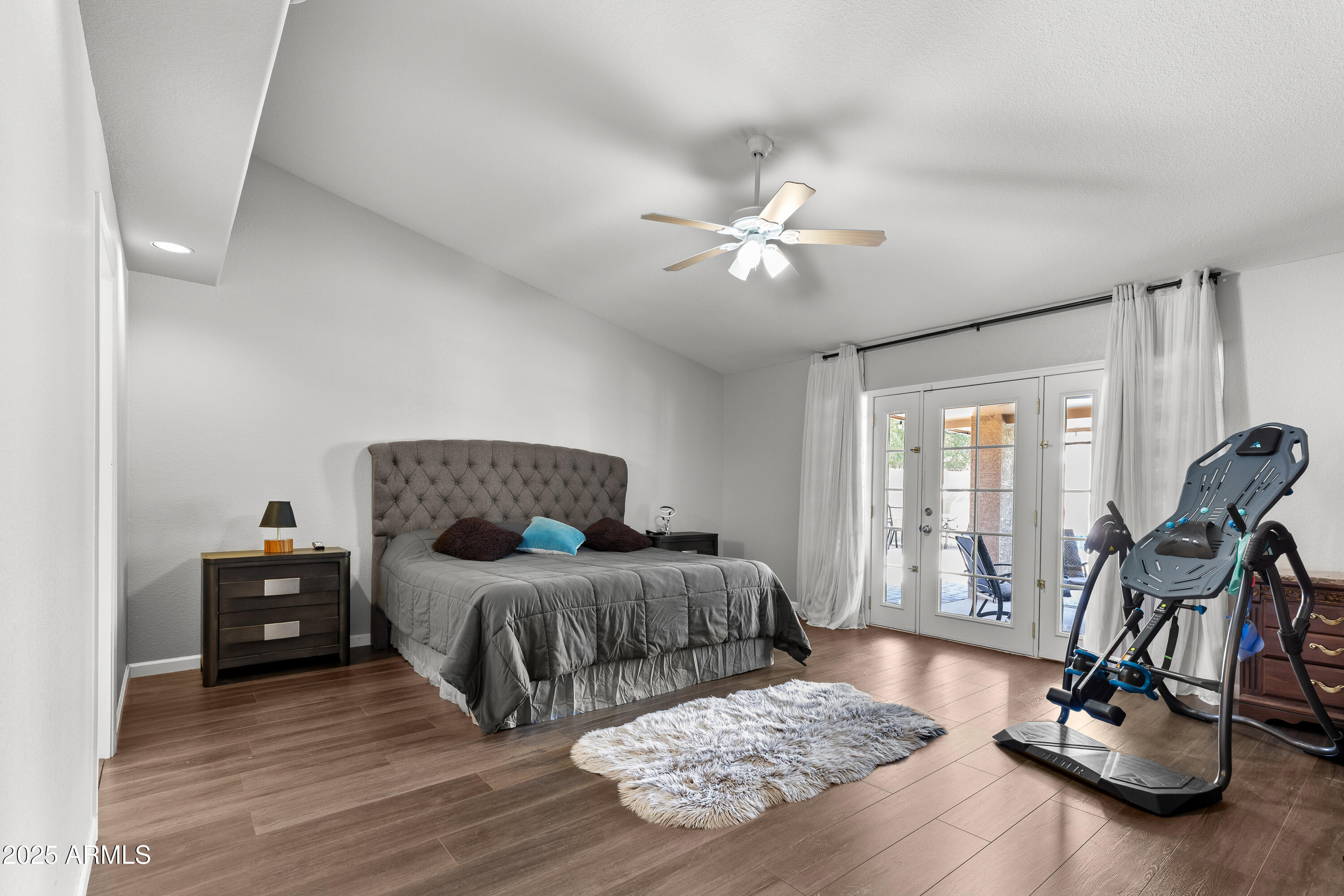 4440 W FALLEN LEAF Lane