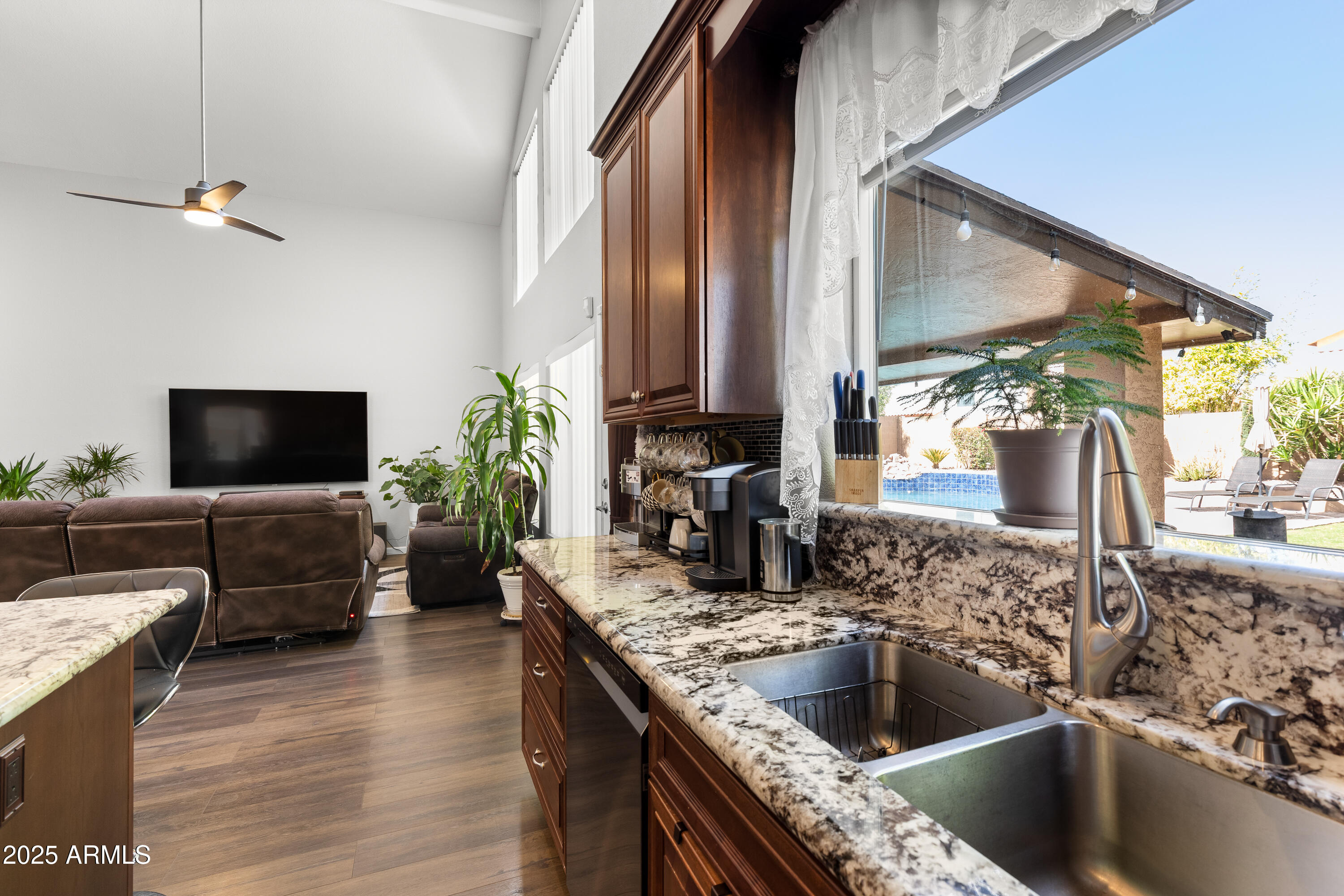 4440 W FALLEN LEAF Lane