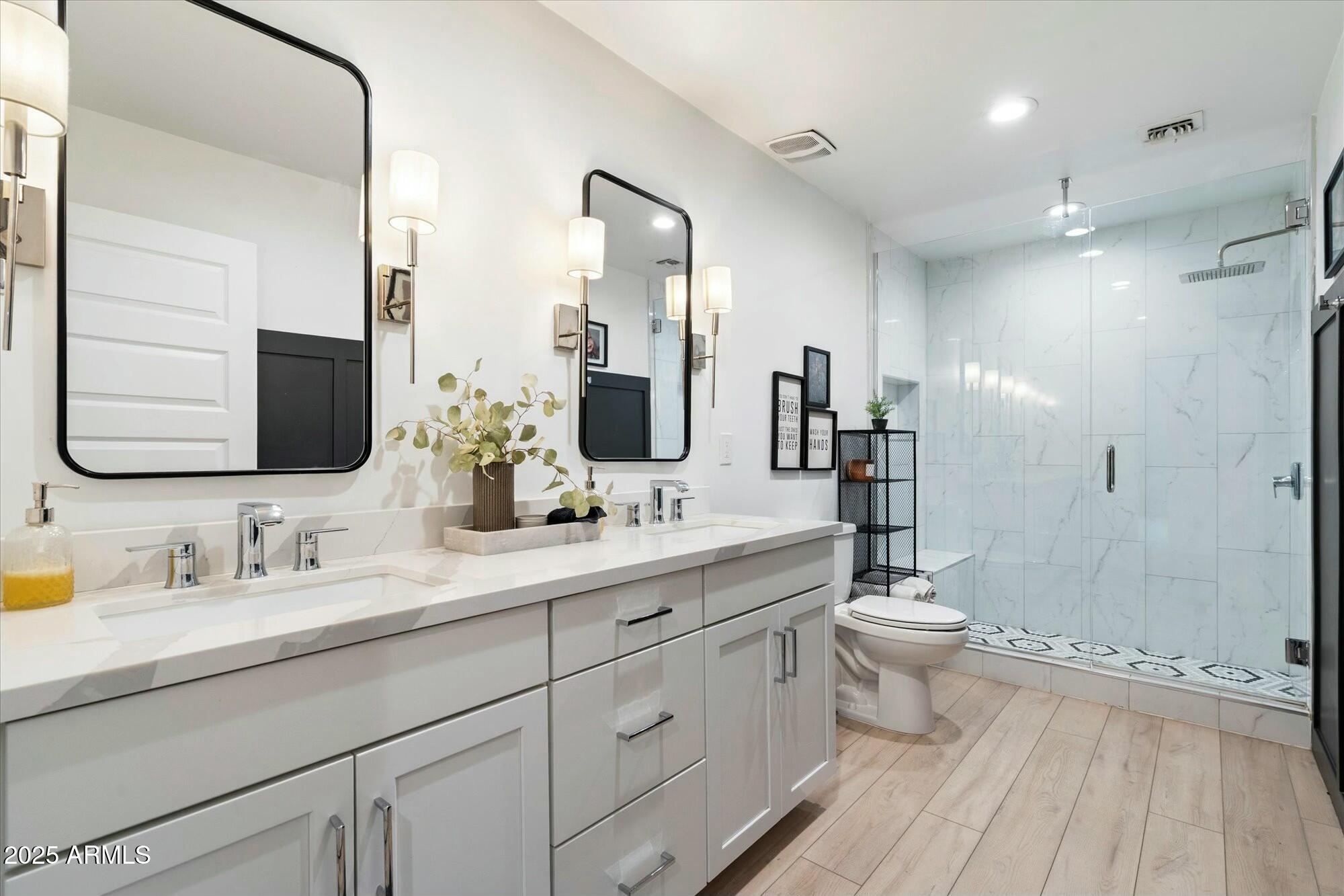 9331 S LAKESHORE Drive