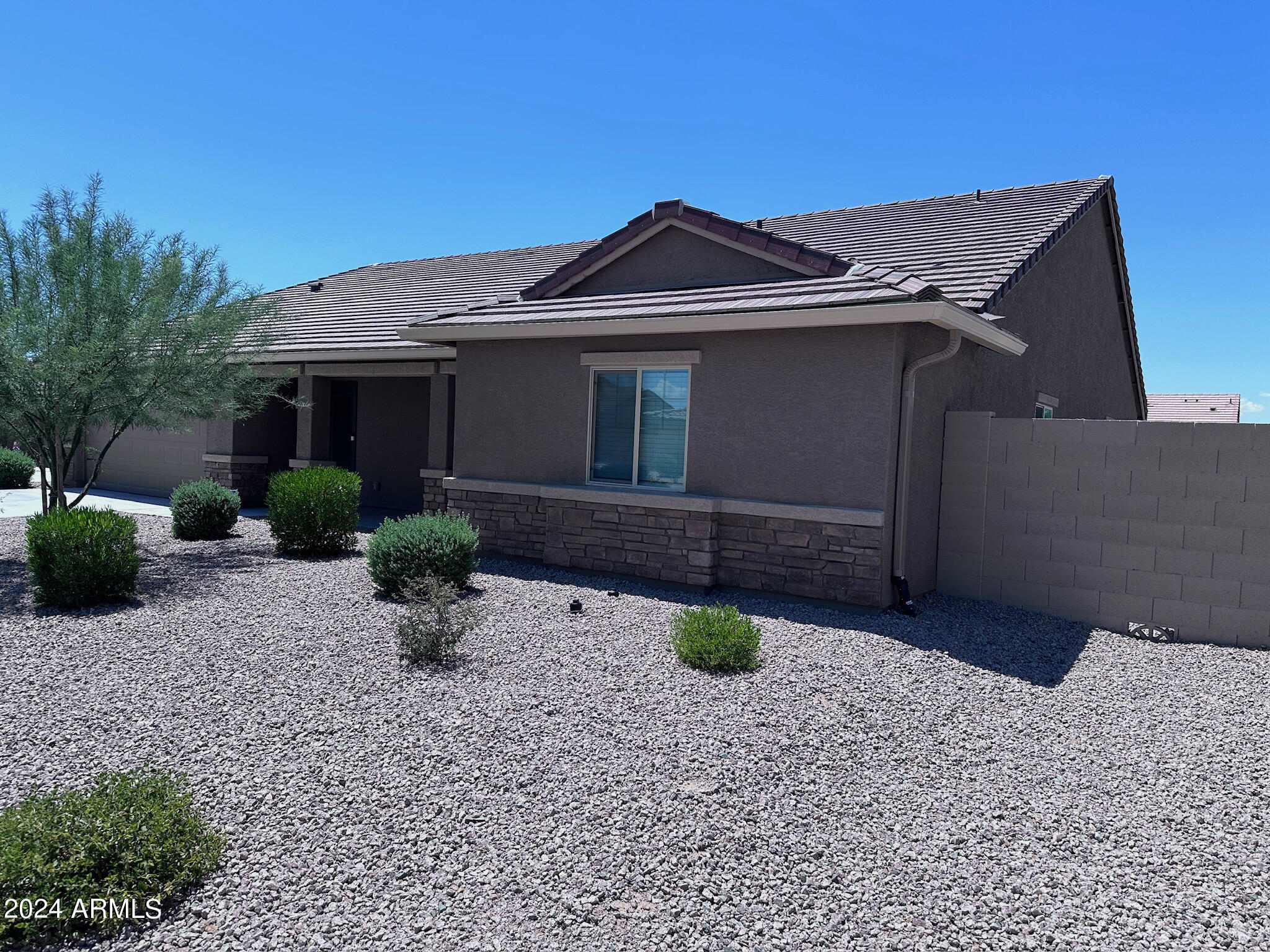 3829 N PRINCETON Lane