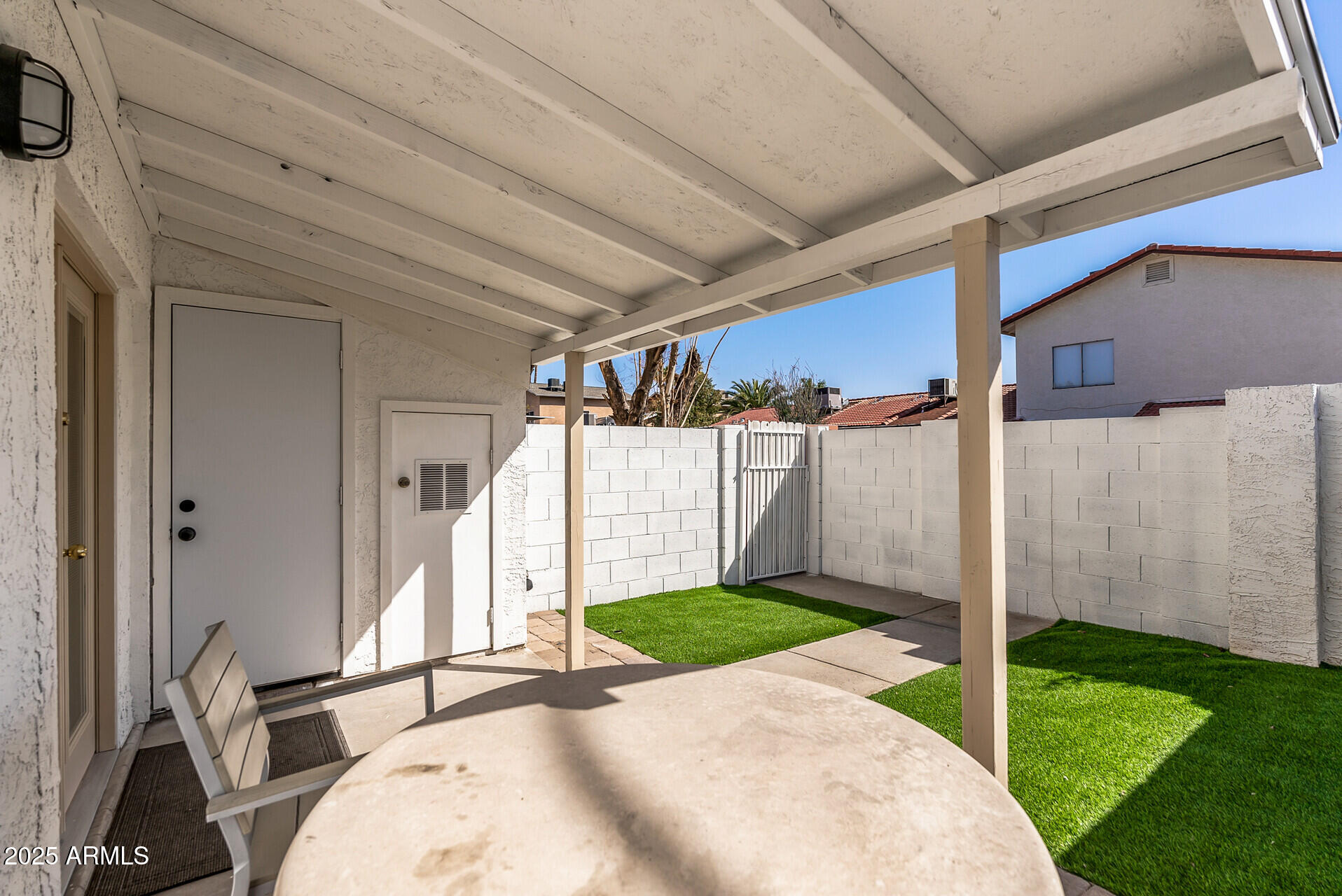 2828 E WALTANN Lane # 1