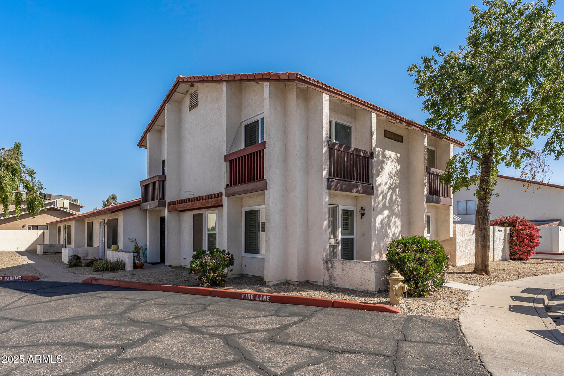 2828 E WALTANN Lane # 1