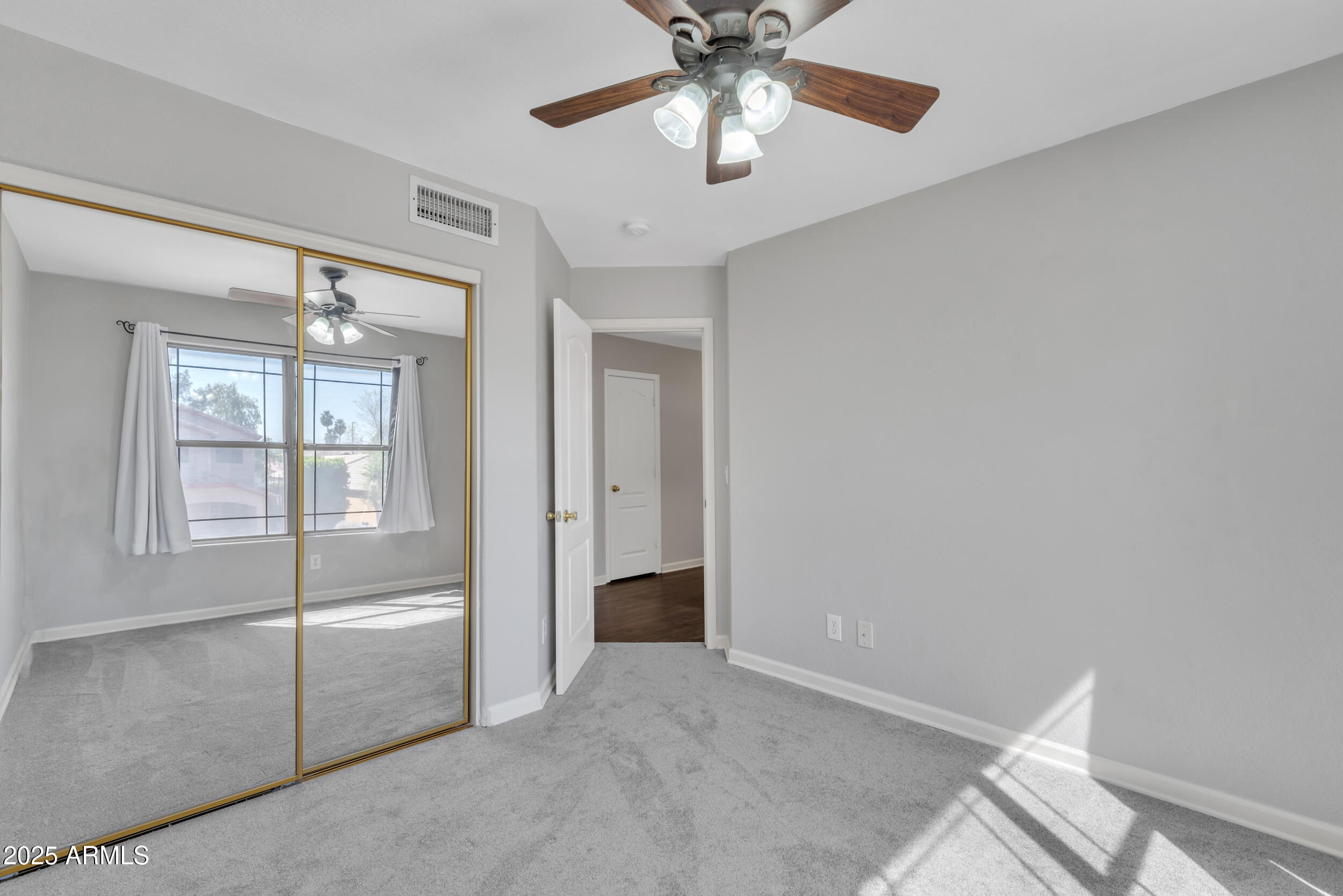 1836 E GALVESTON Street