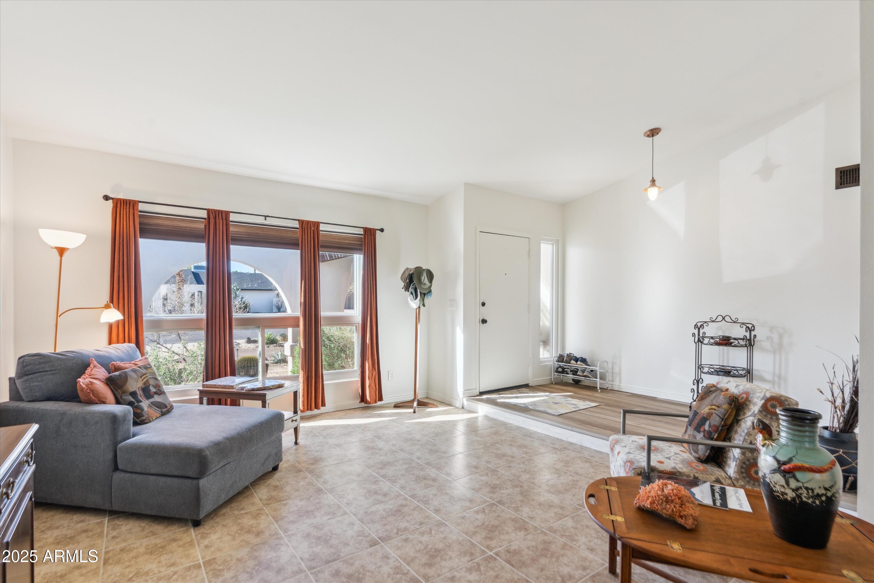 2346 E LUPINE Avenue