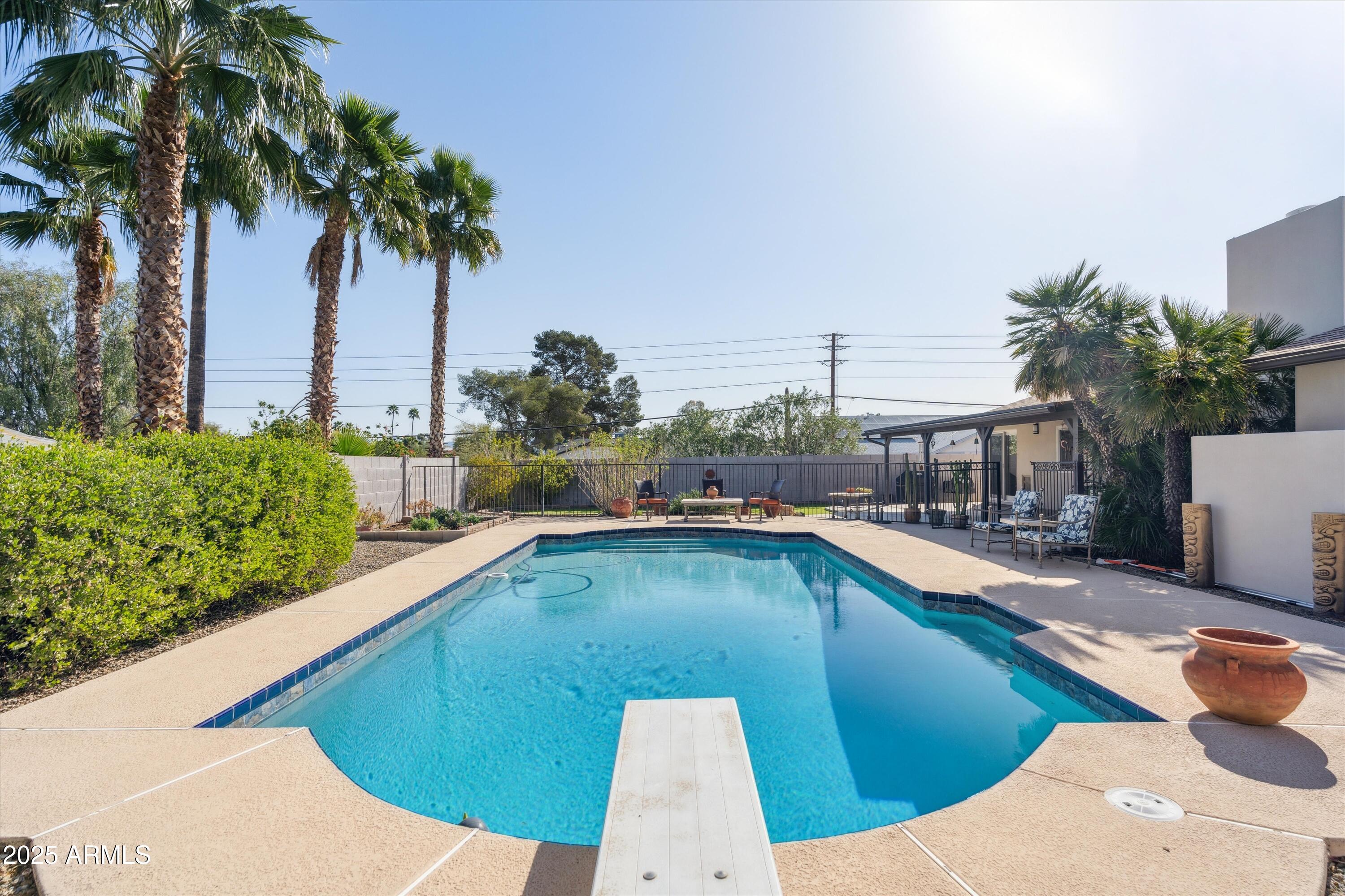 2346 E LUPINE Avenue