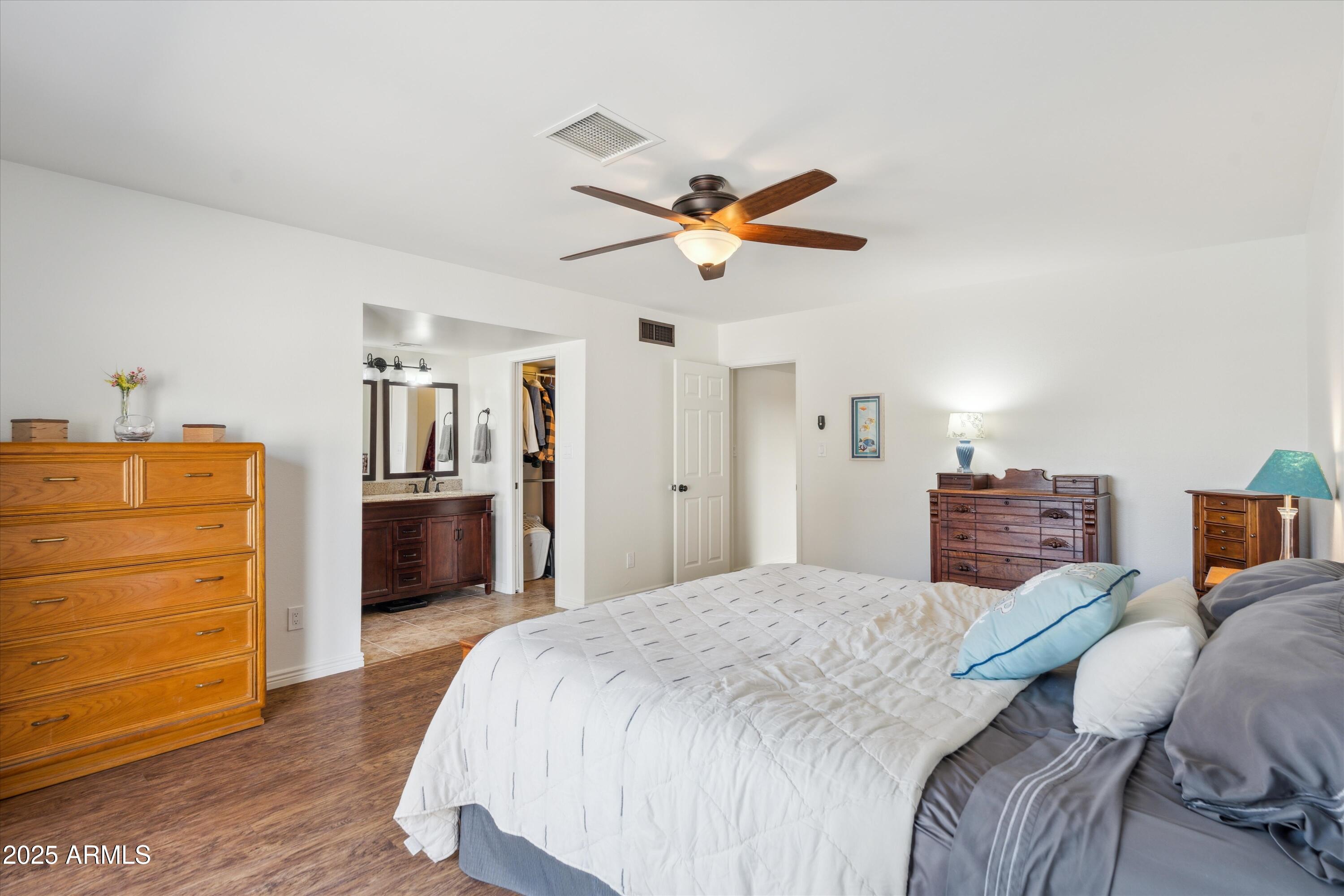 2346 E LUPINE Avenue