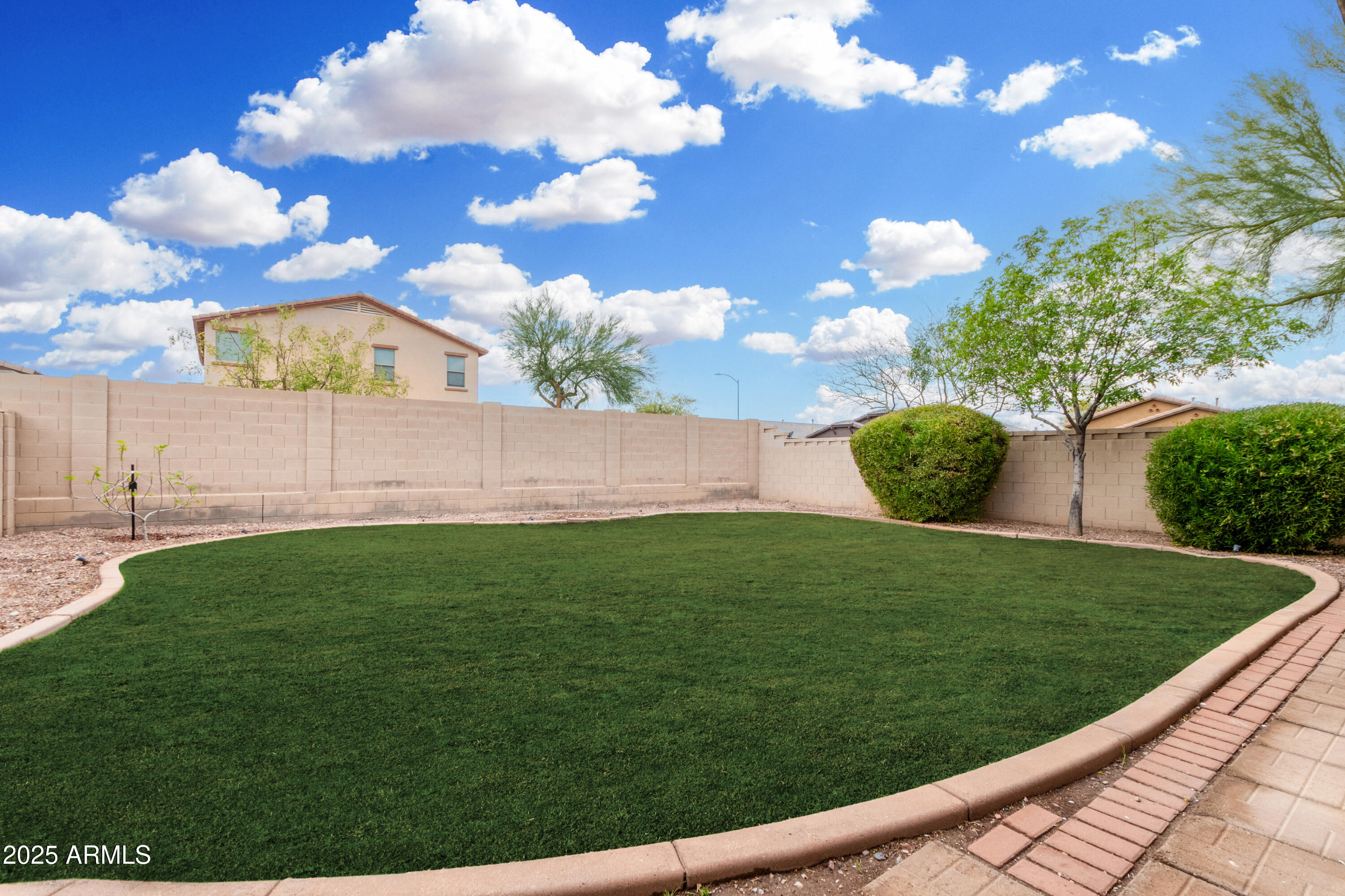 10855 W AVENIDA DEL REY