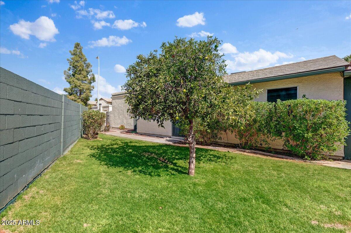 630 E JENSEN Street, 162