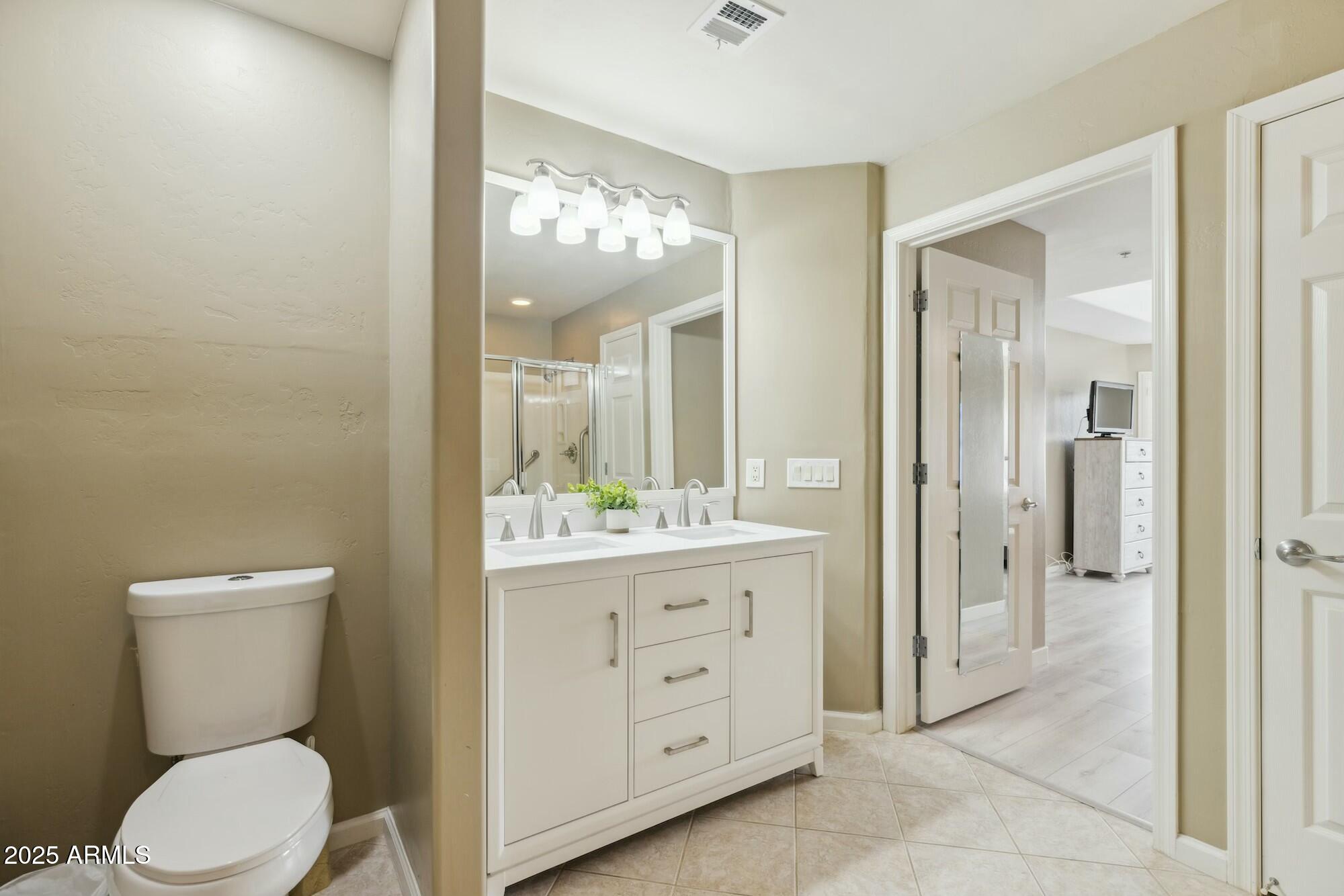 14000 N 94TH Street, 2144