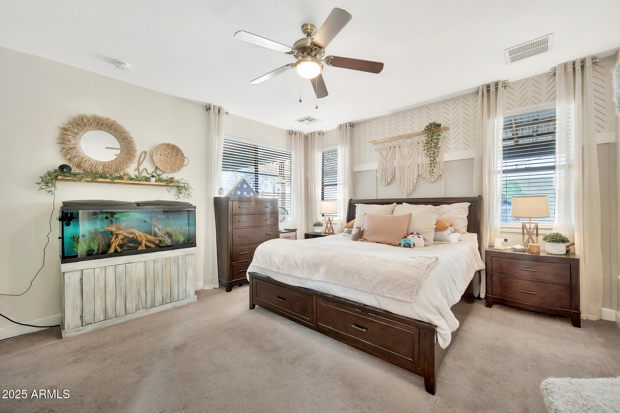 10780 W WOODLAND Avenue