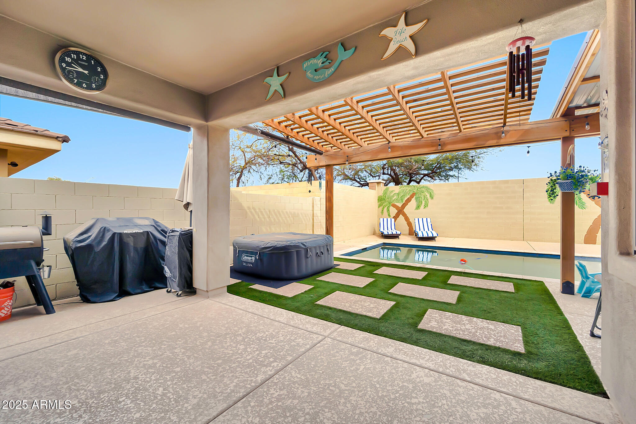 10780 W WOODLAND Avenue