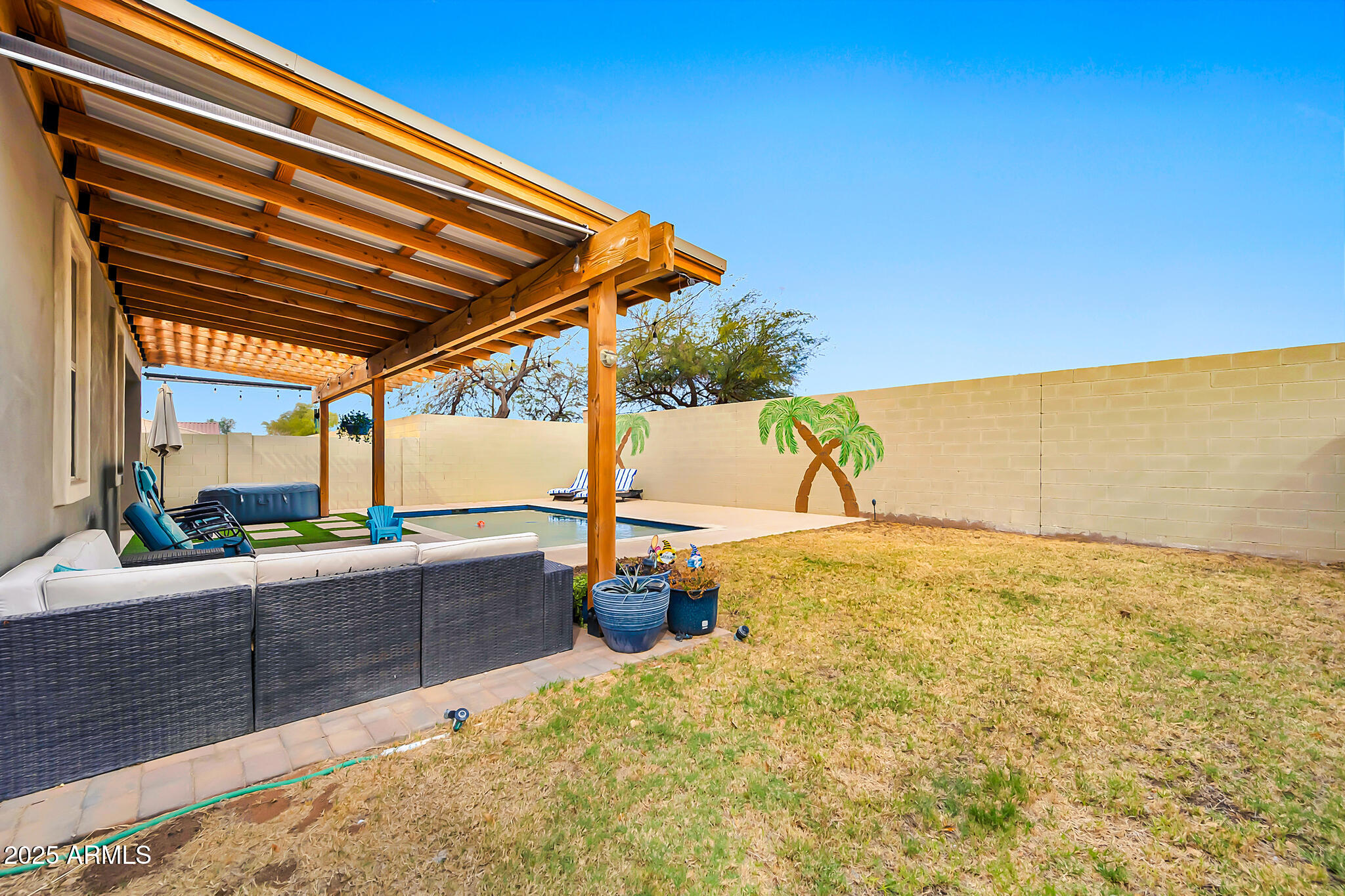 10780 W WOODLAND Avenue