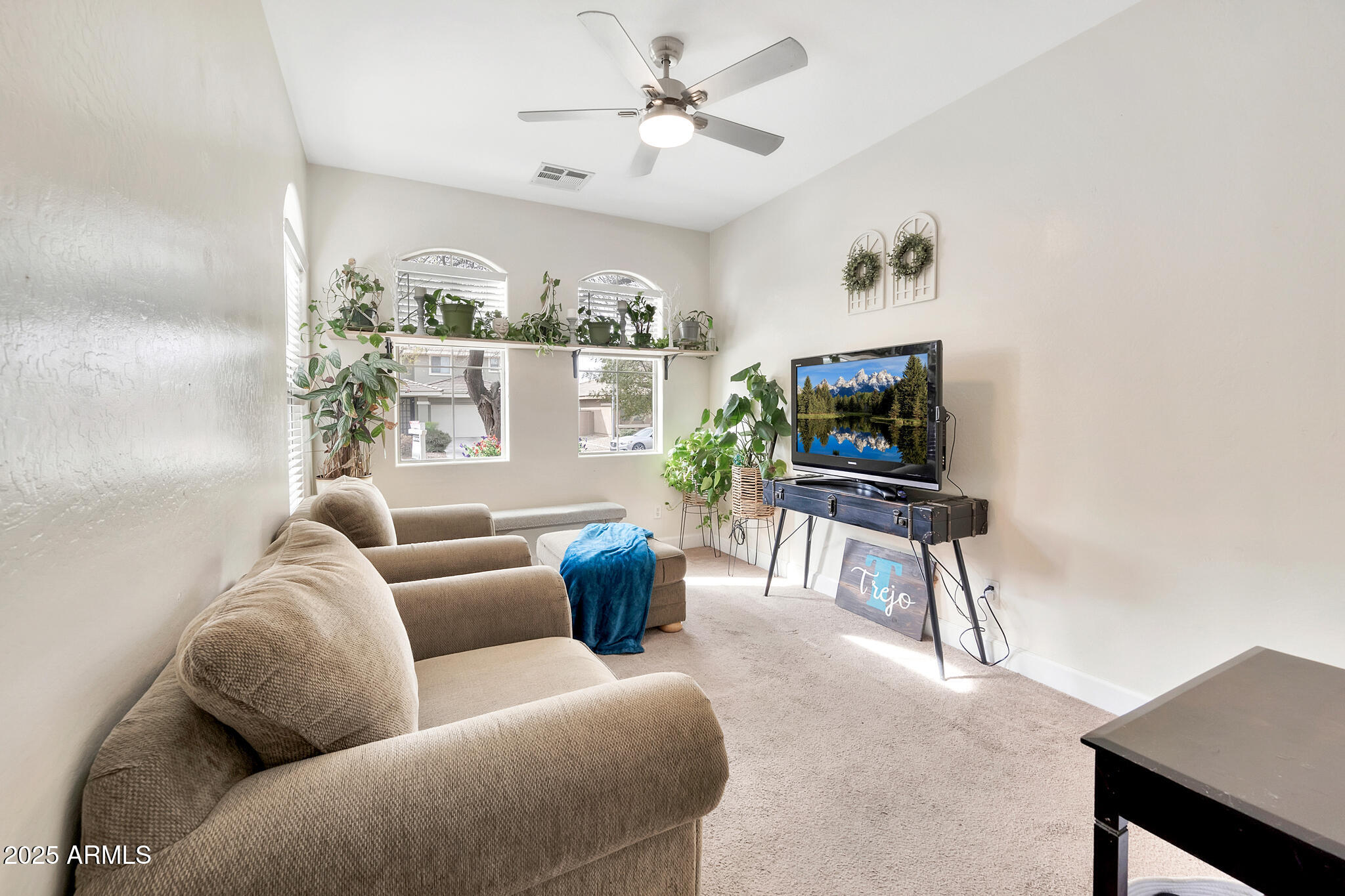 10780 W WOODLAND Avenue