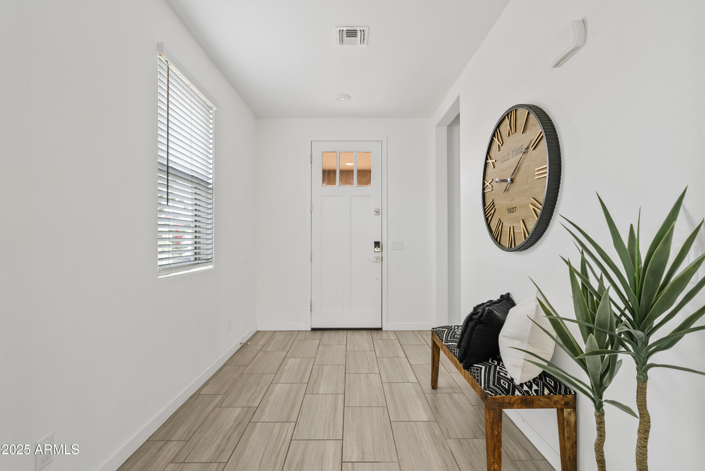 9854 E RED GIANT Drive