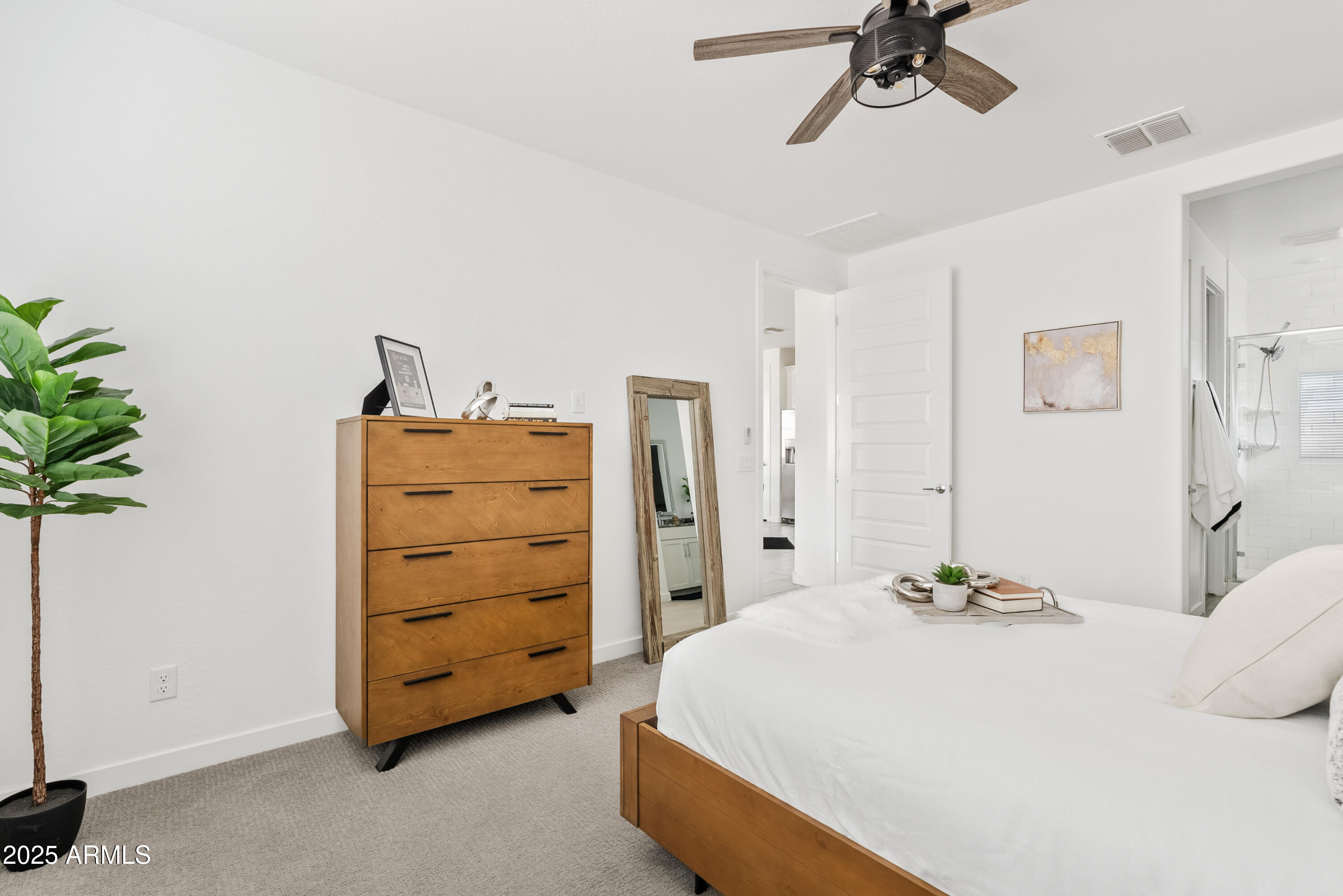 9854 E RED GIANT Drive