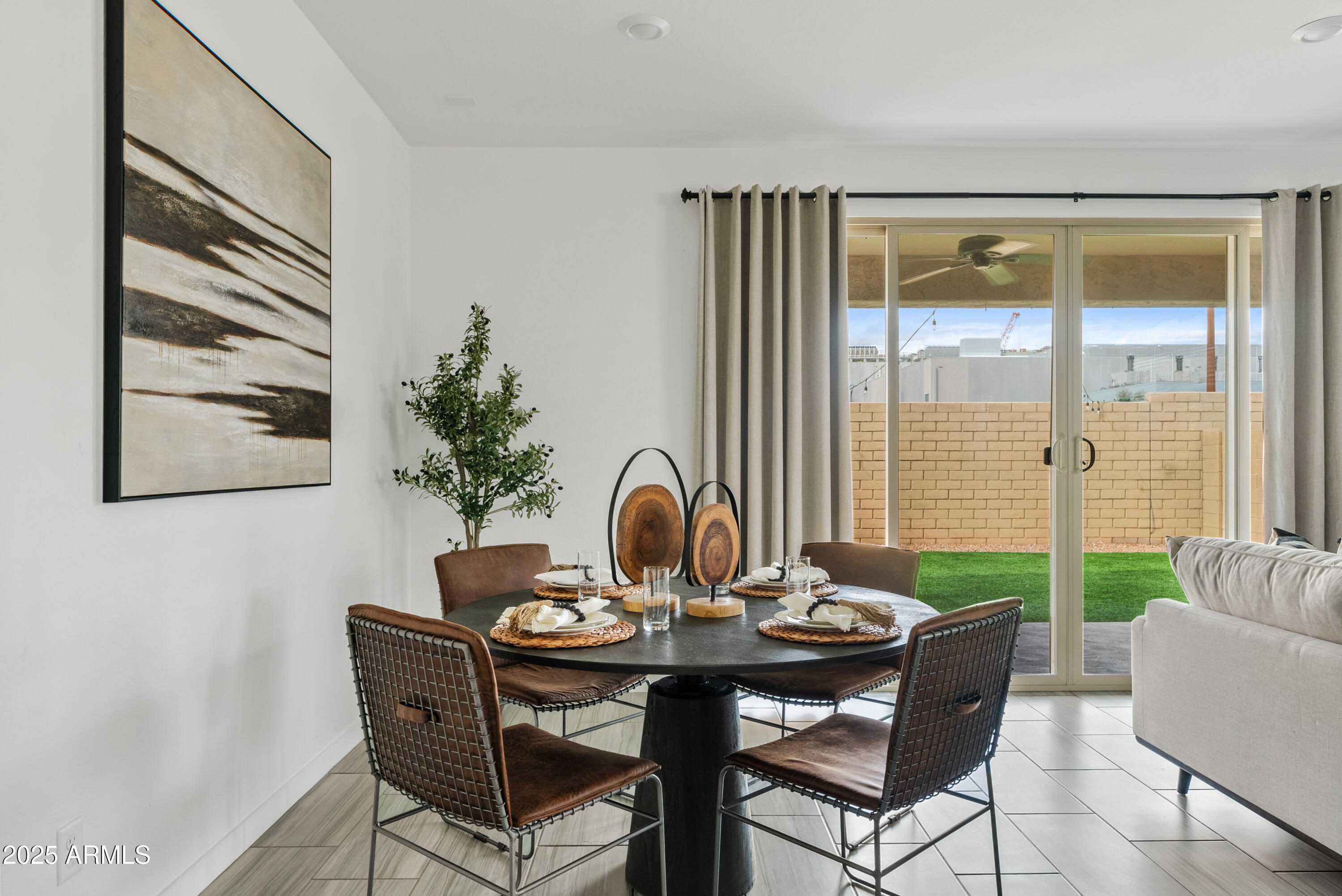 9854 E RED GIANT Drive