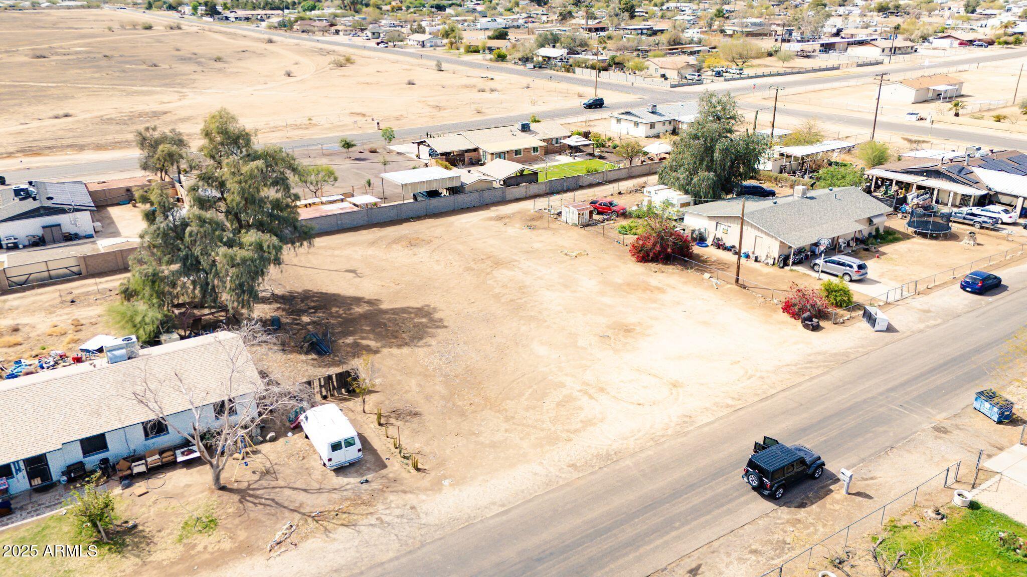 19027 W PORTLAND Street, 22