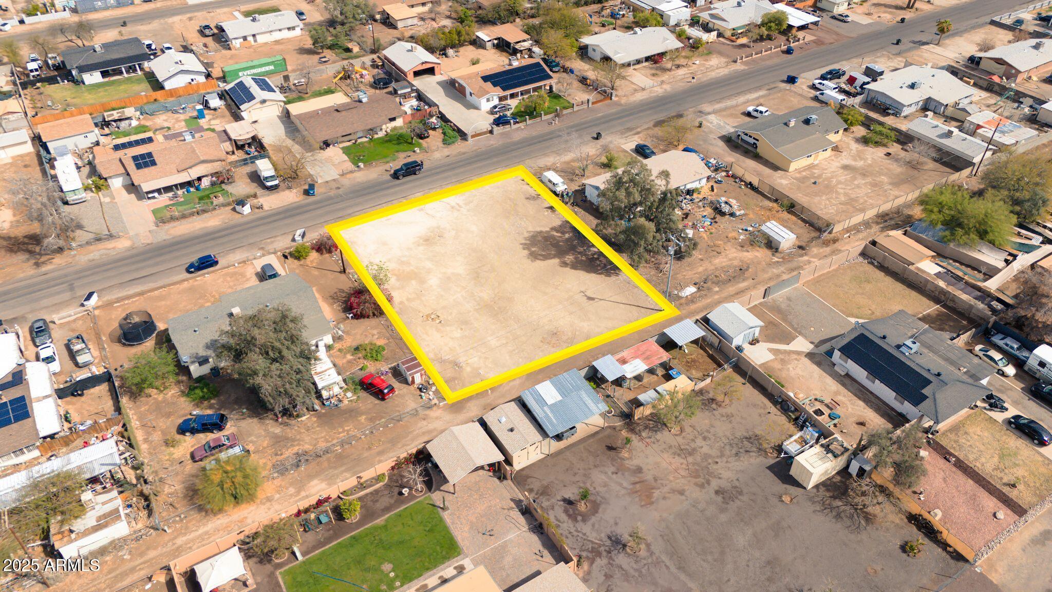 19027 W PORTLAND Street, 22