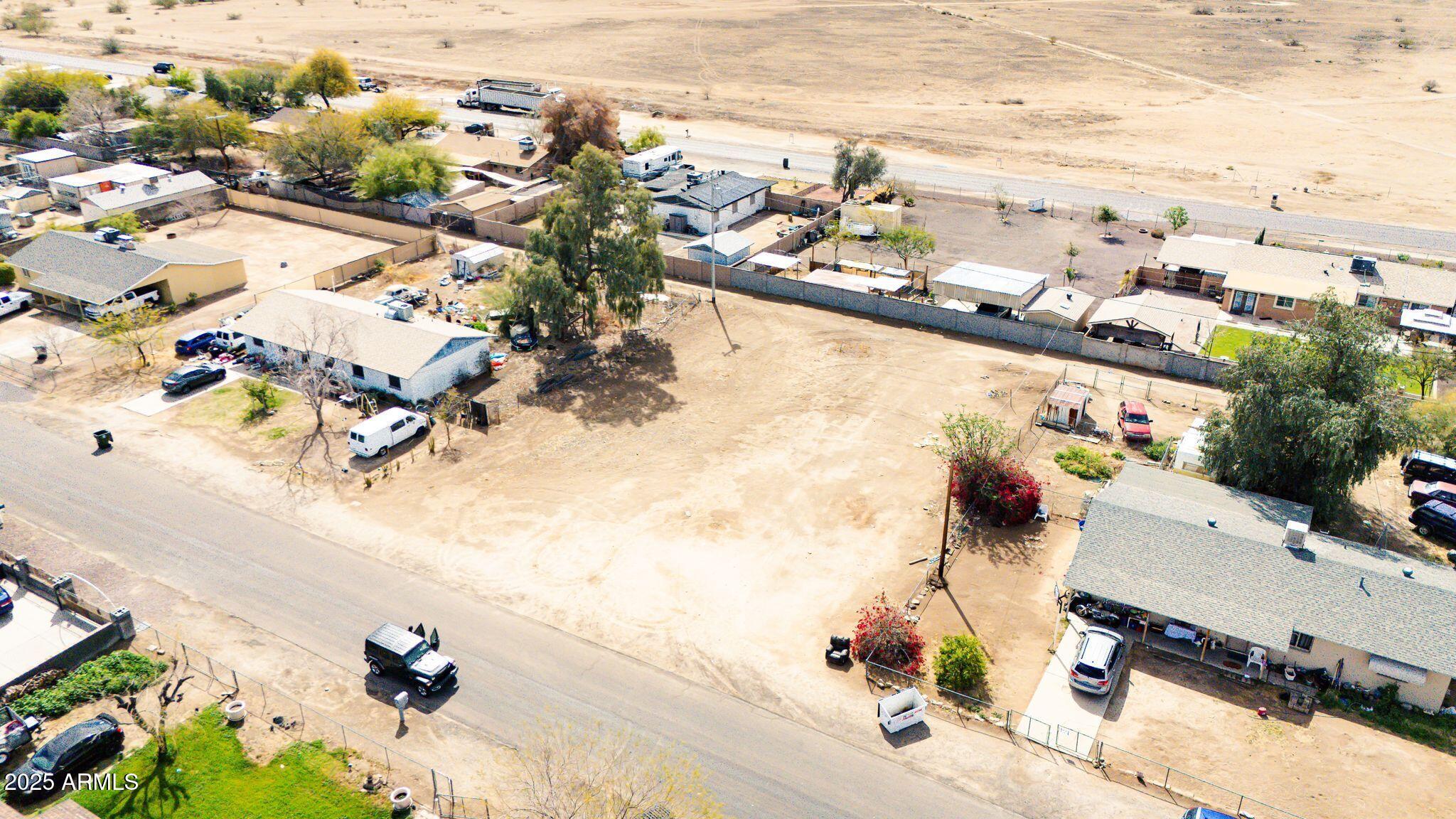 19027 W PORTLAND Street, 22