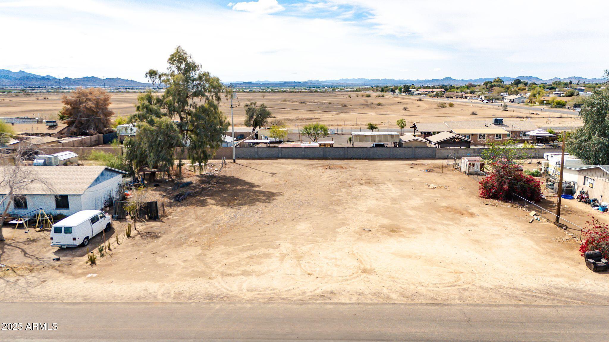 19027 W PORTLAND Street, 22