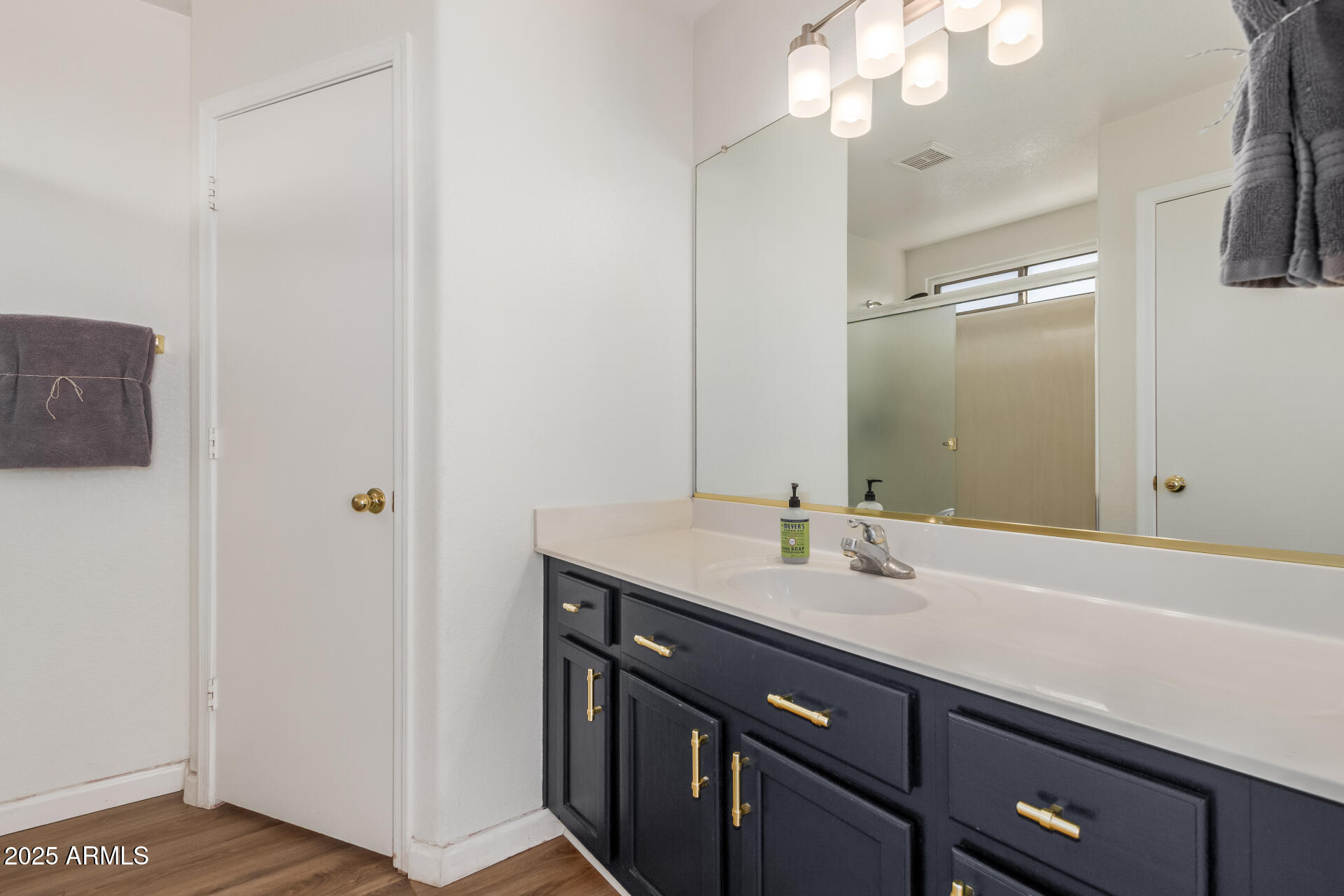 1757 E Carla Vista Drive