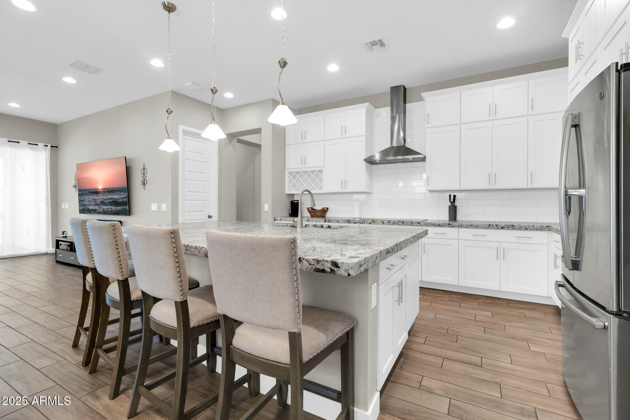 4342 E RONALD Street