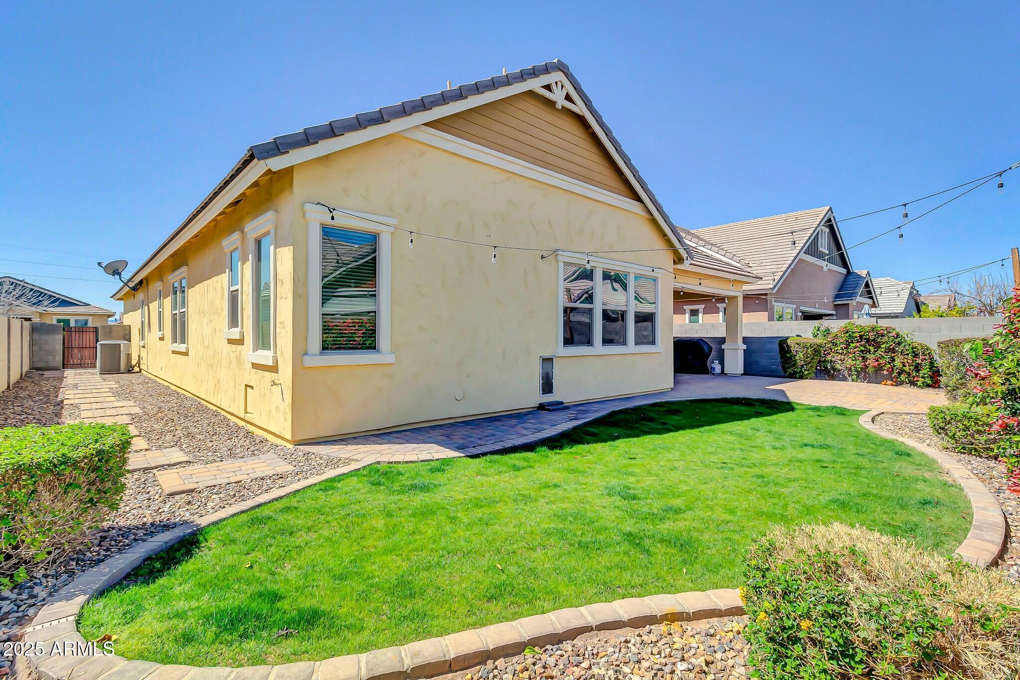 4342 E RONALD Street