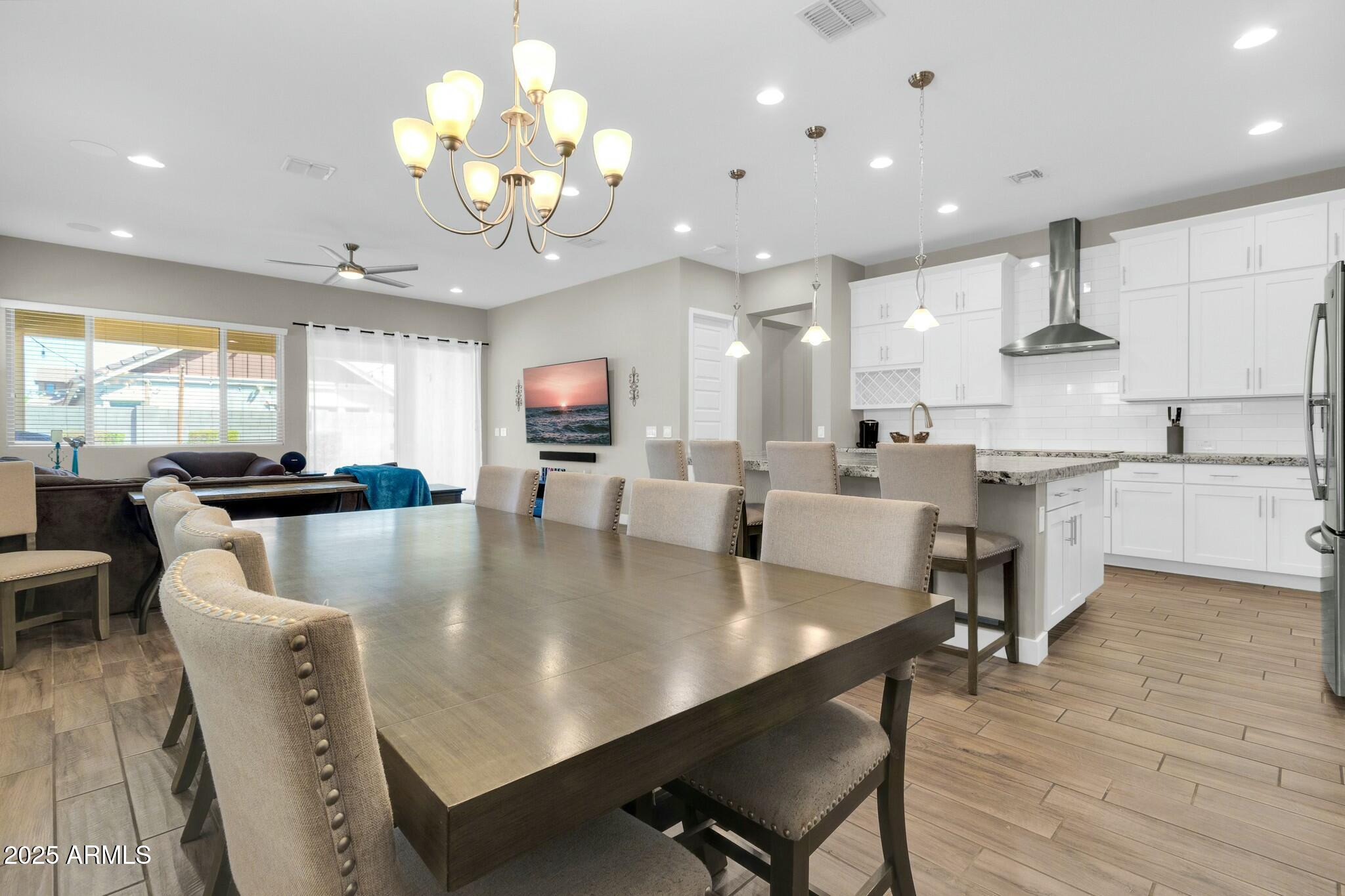 4342 E RONALD Street