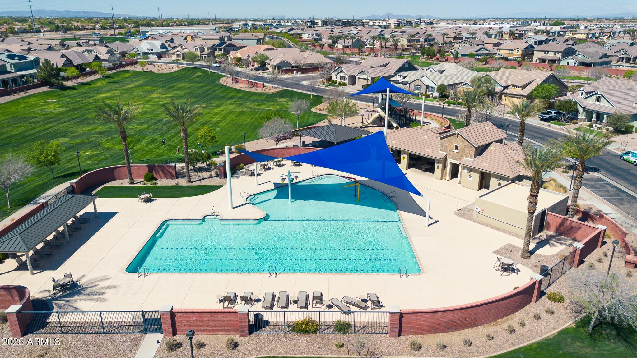 4342 E RONALD Street