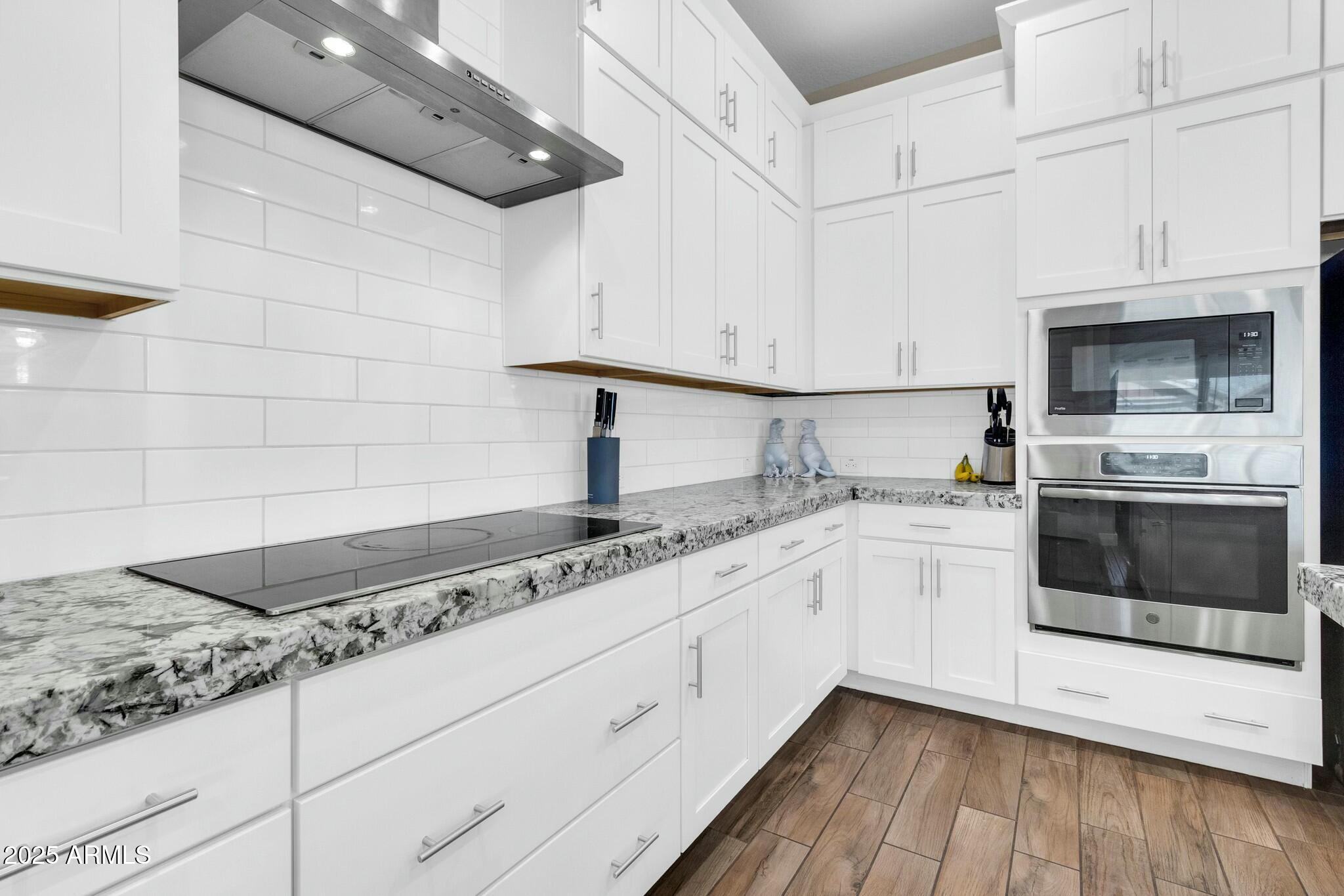 4342 E RONALD Street