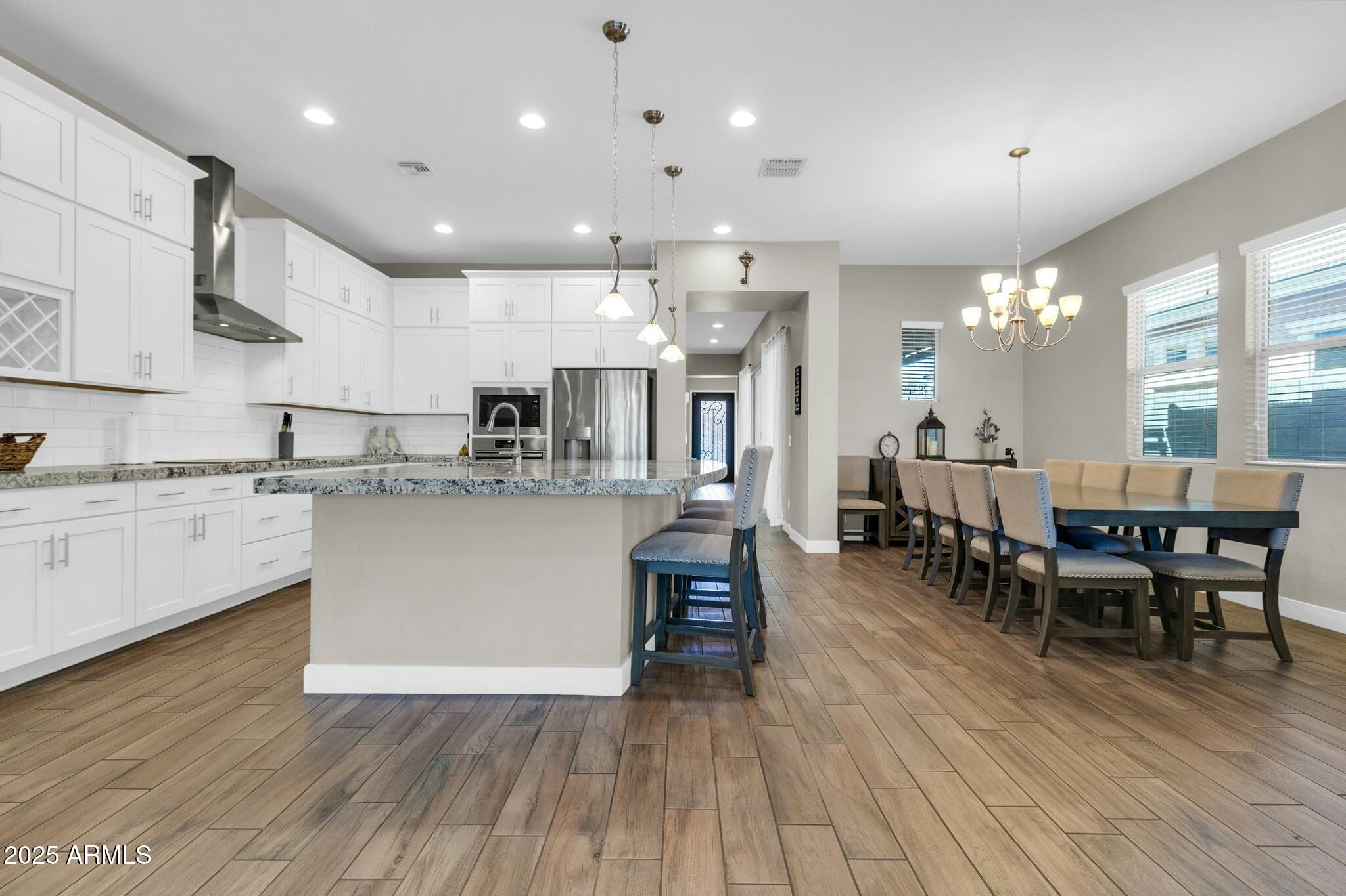 4342 E RONALD Street