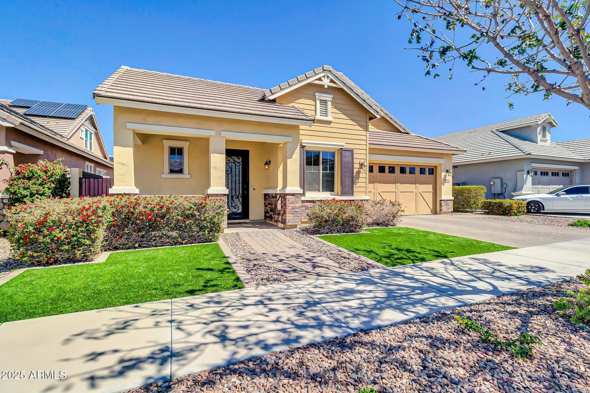 4342 E RONALD Street