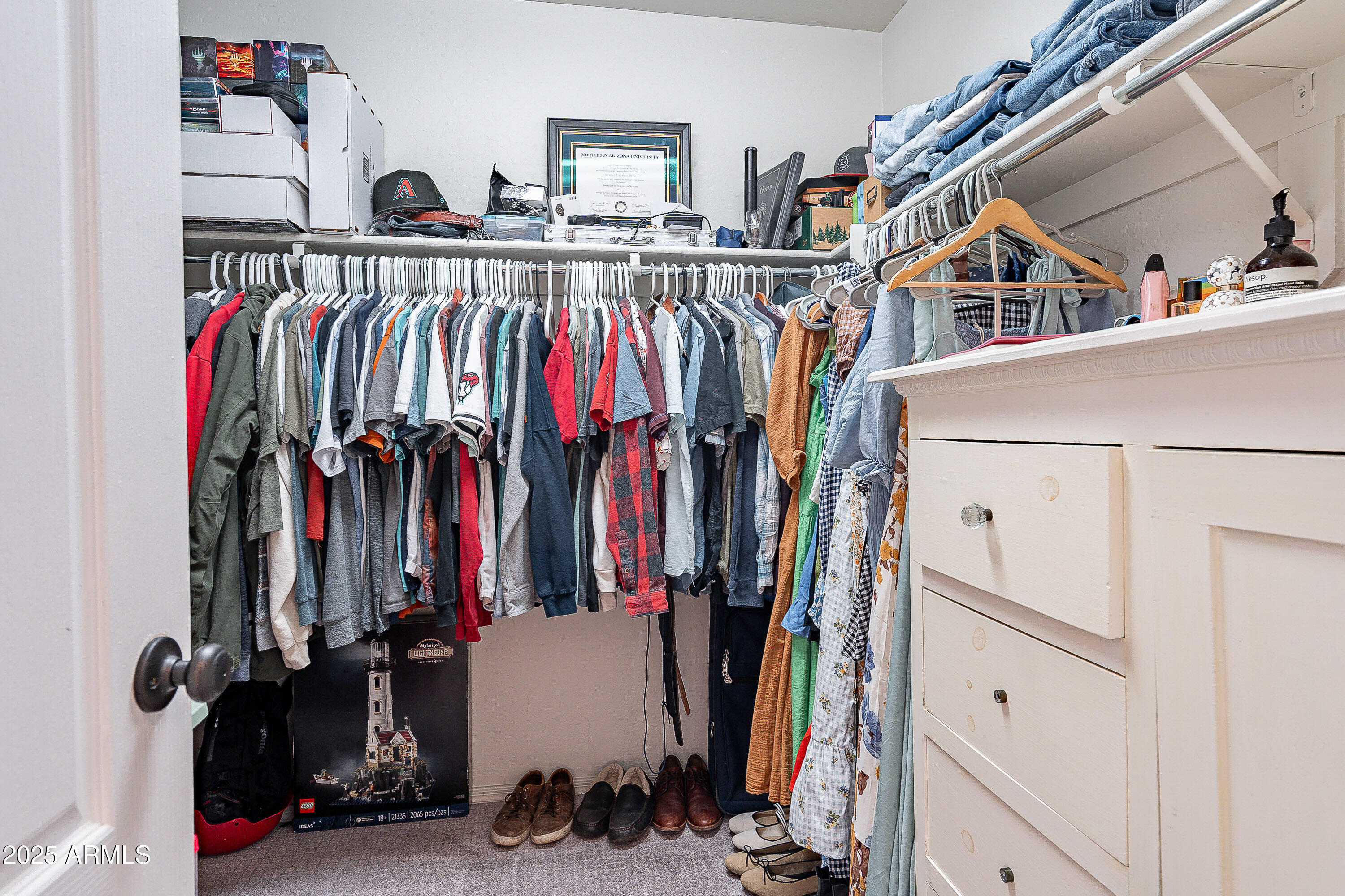 2469 S SAILORS Court